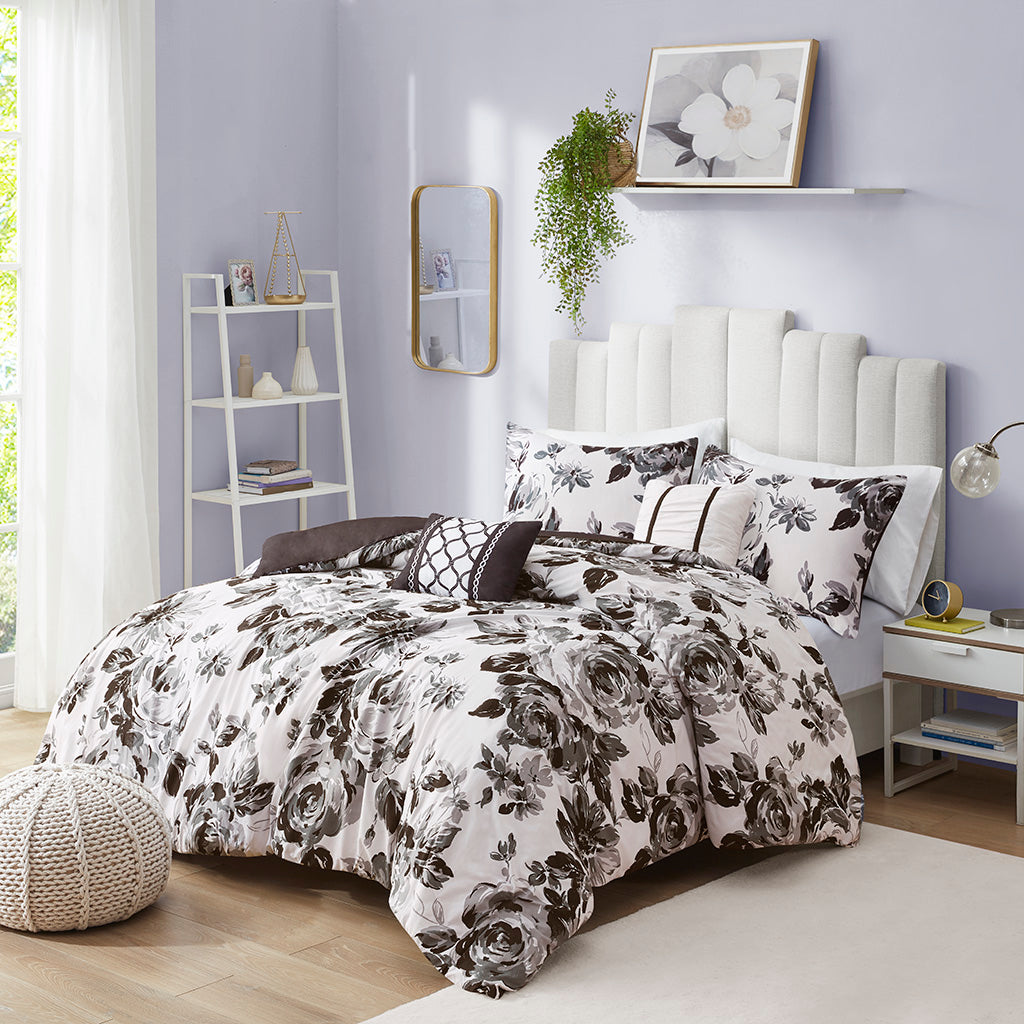 Dorsey Velvet Duvet Cover Set with Throw Pillow