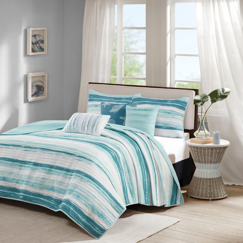 Marina 3 Piece Scalloped Edge Crinkle Microfiber Quilt Set
