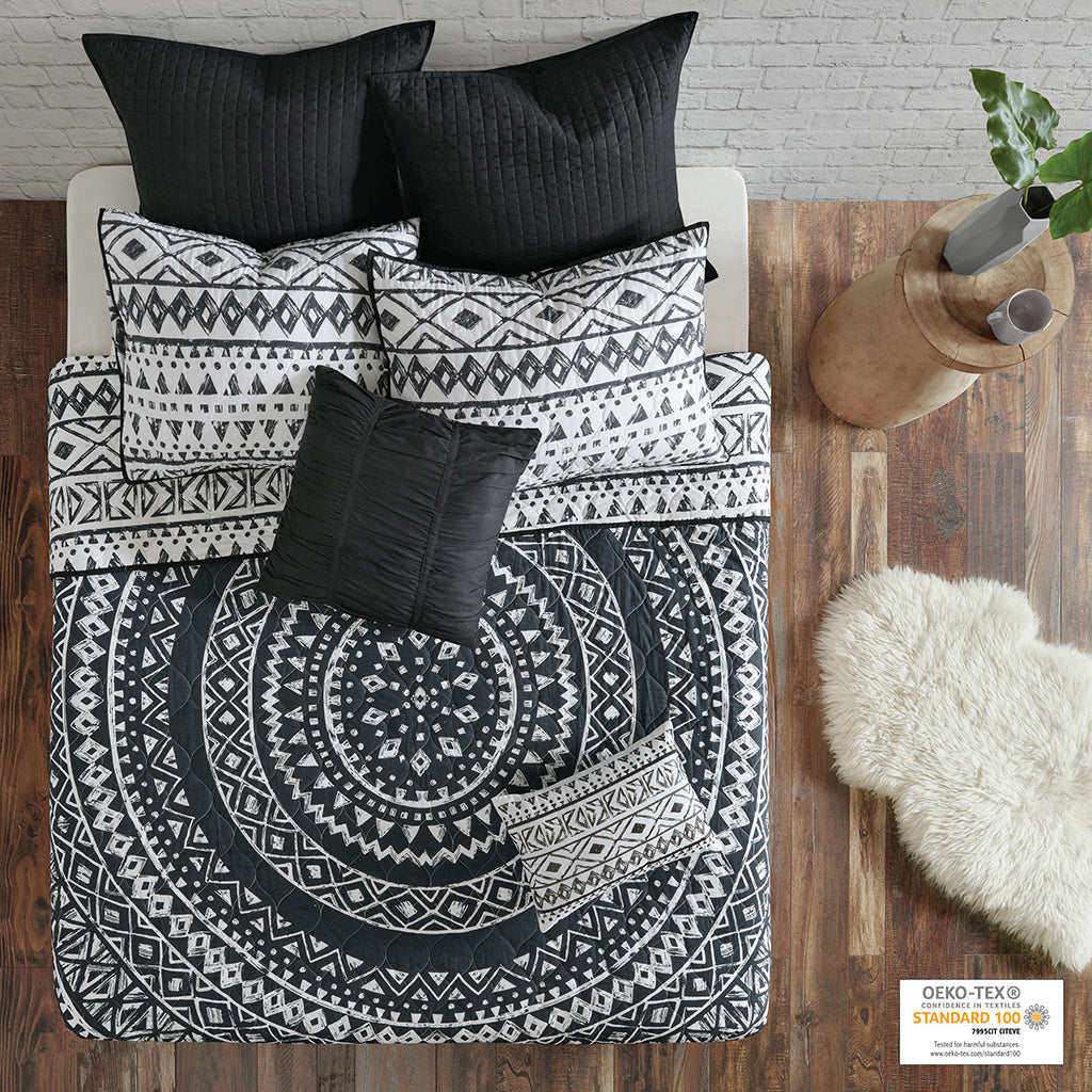 Larisa 3 Piece Cotton Quilt Set with Chenille Trims