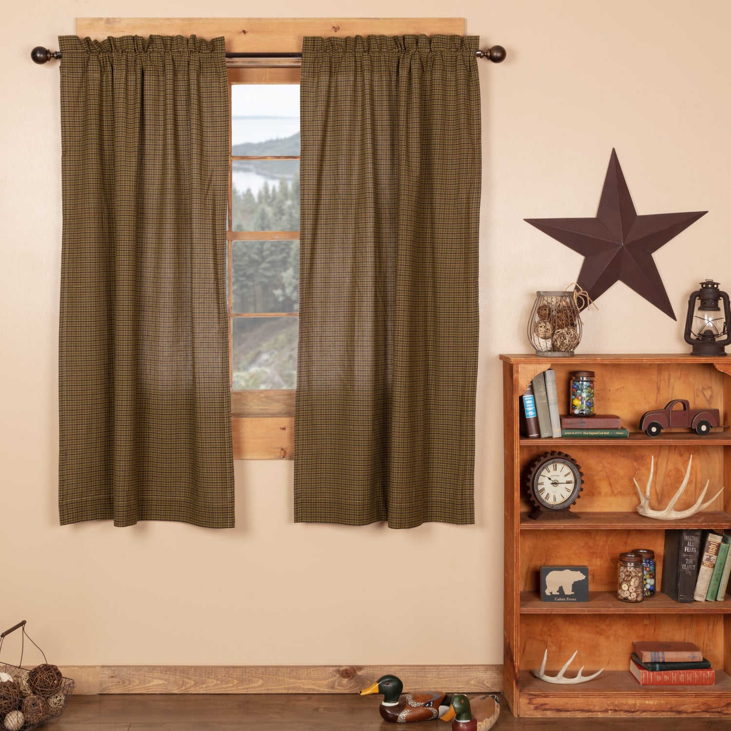 Tea Cabin Green Plaid Short Panel Set of 2