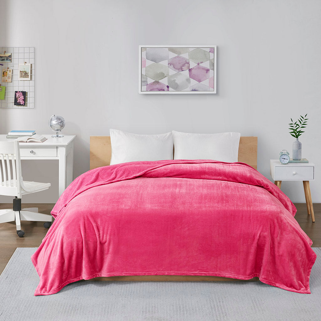 Microlight Plush Oversized Blanket