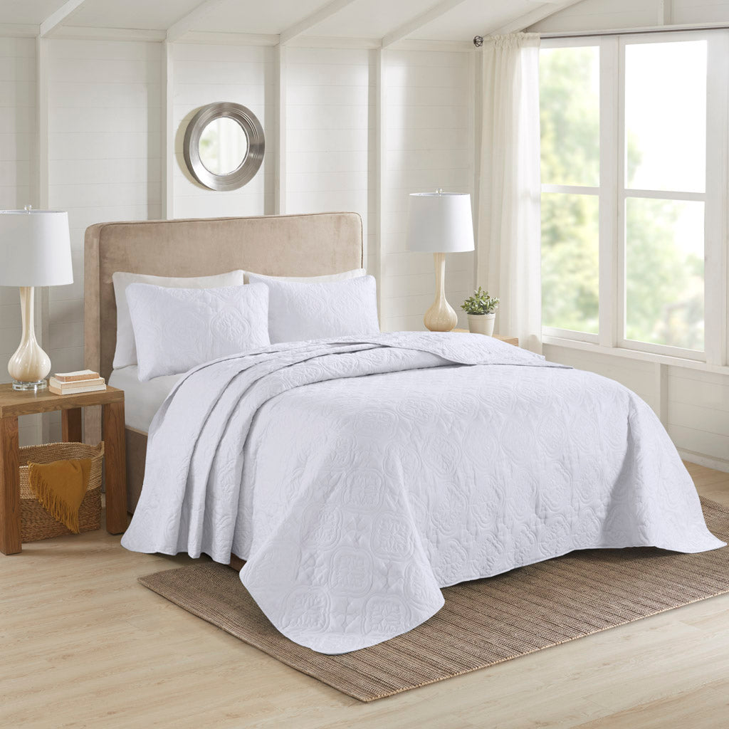 Oakley 3 Piece Reversible Quilt Set