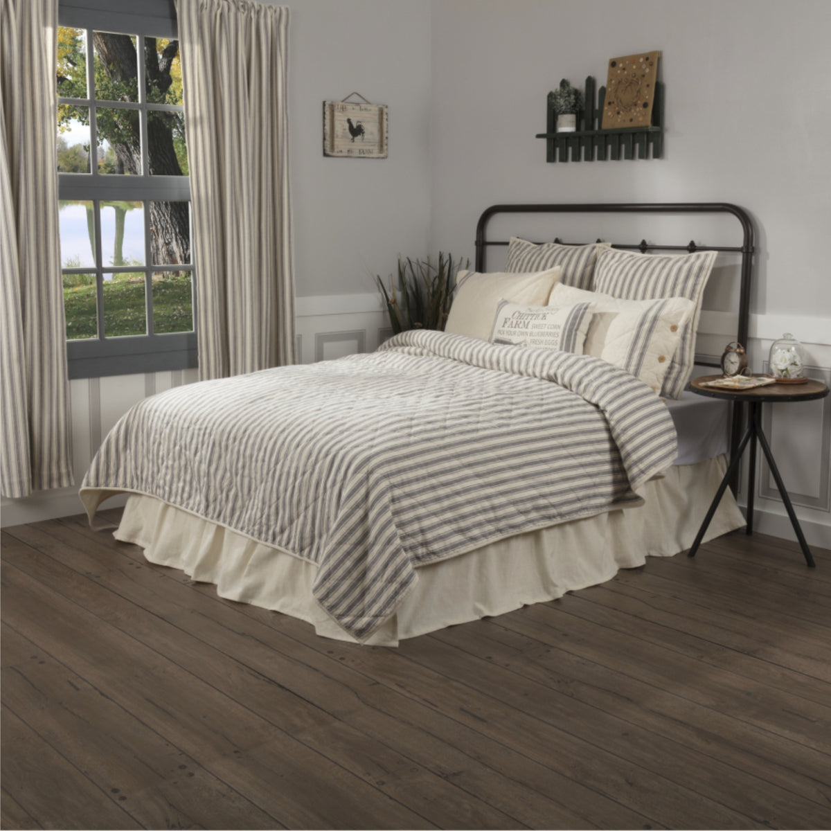 Market Place Gray King Quilt 95Lx105W