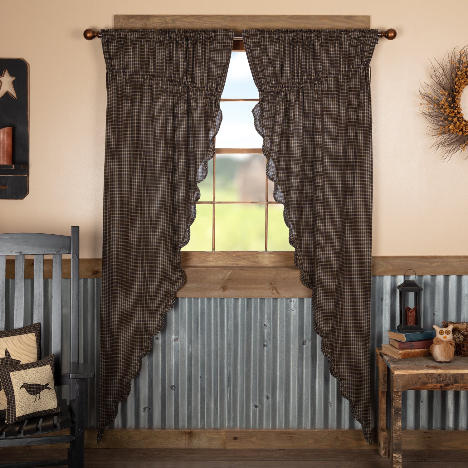 Kettle Grove Plaid Prairie Long Panel Scalloped Set of 2