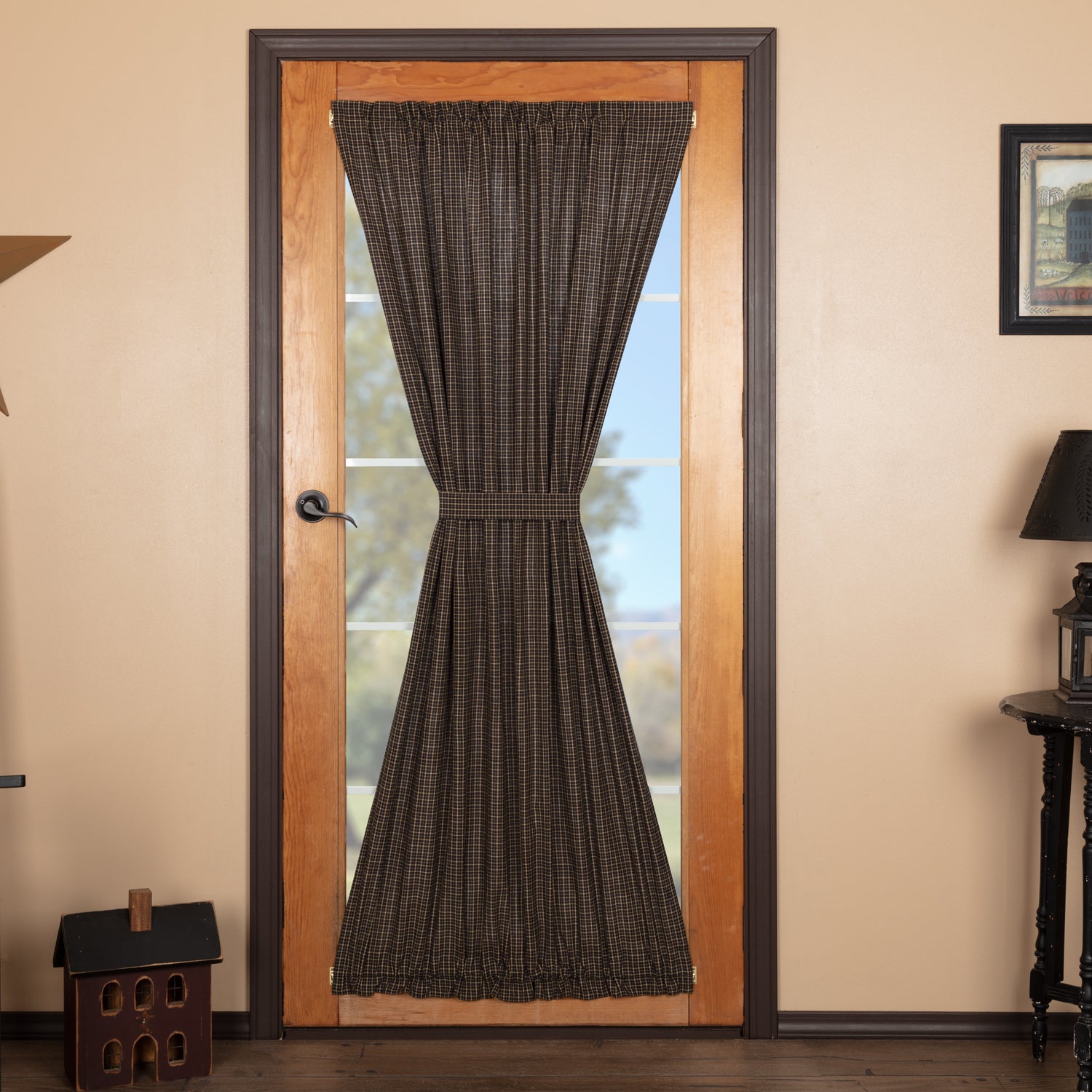Kettle Grove Plaid Door Panel