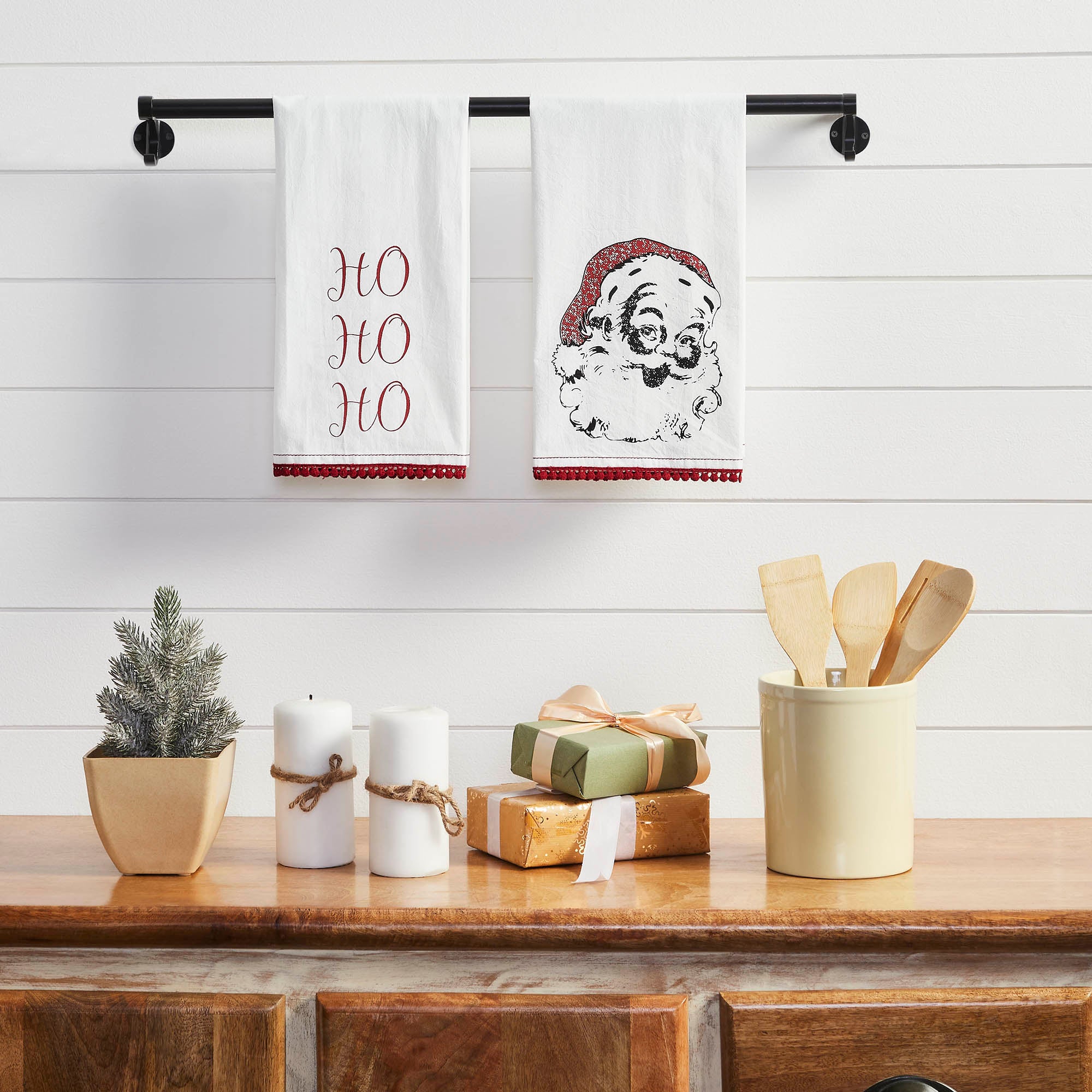 Kringle Chenille Ho Ho Ho White Muslin Tea Towel Set of 2