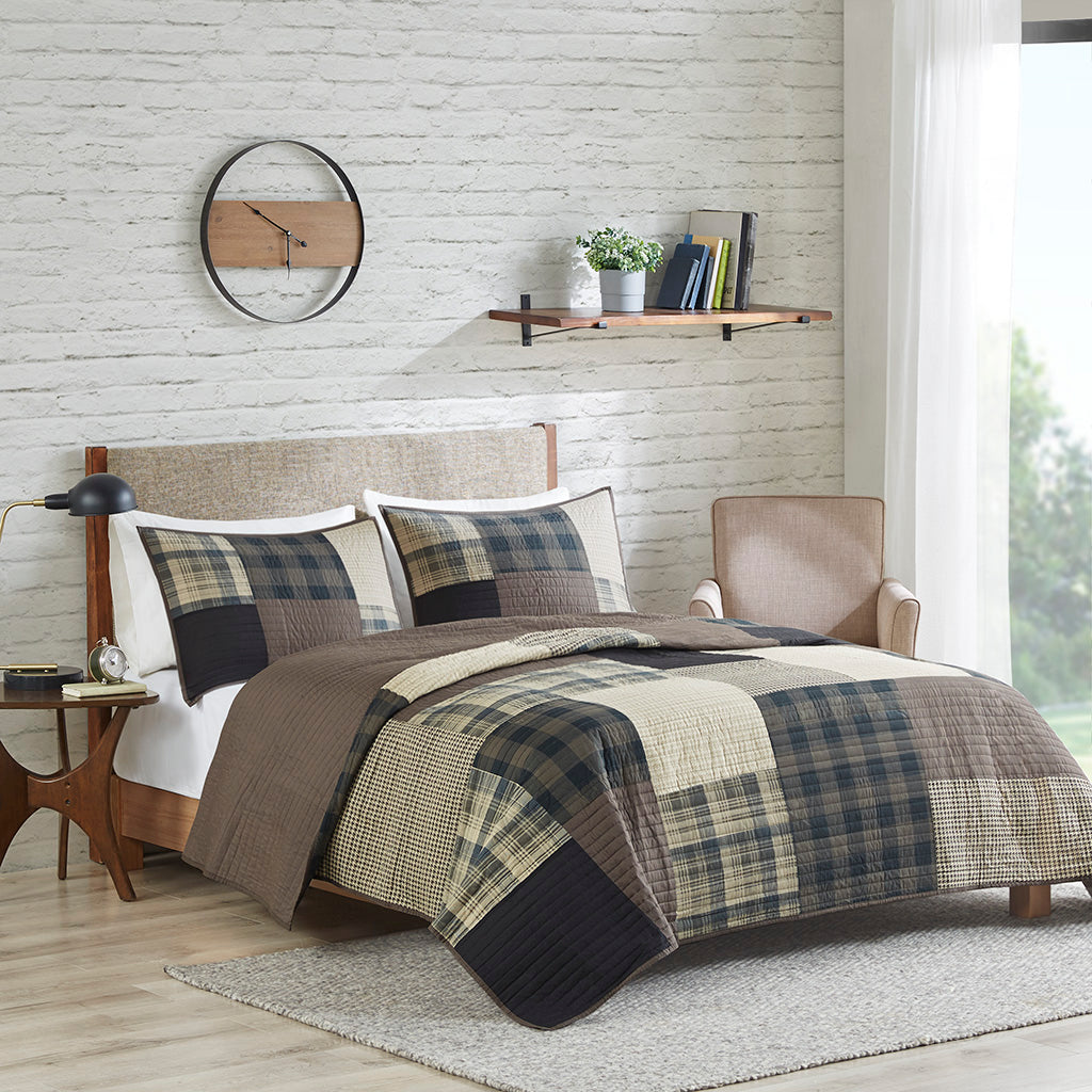 Winter Hills Oversized Cotton Quilt Set