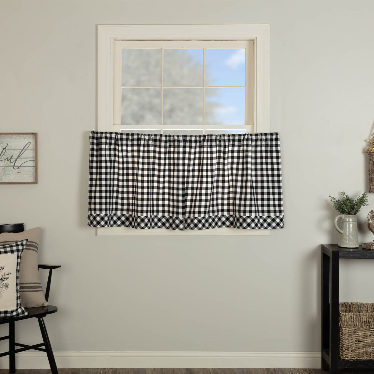 Vintage Check Black Tier Set of 2