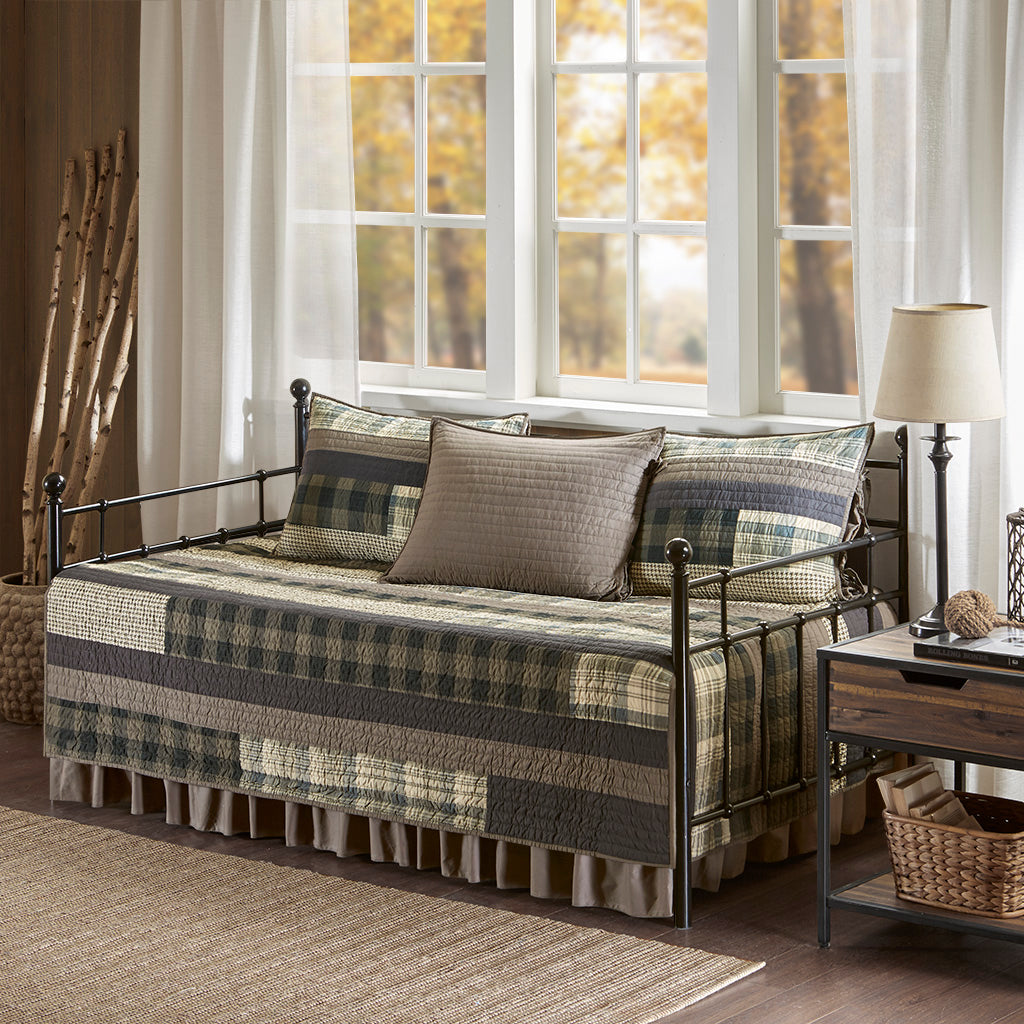 Winter Plains Oversized 3 PC Microfiber Quilt Set