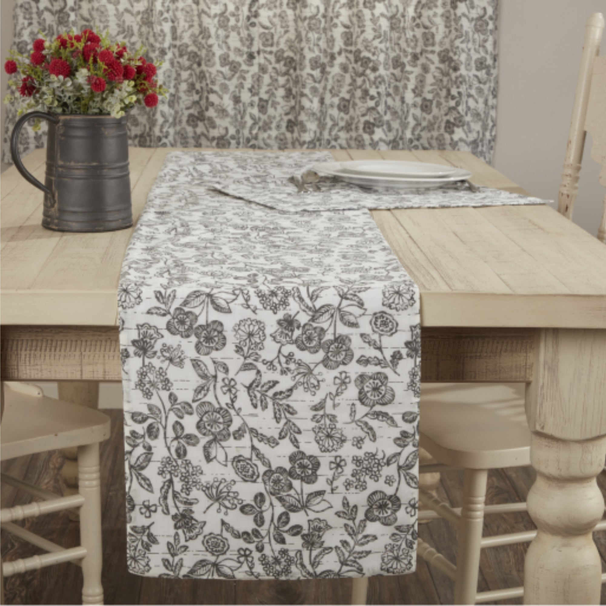 Gray Gables Floral Runner 36Lx13W