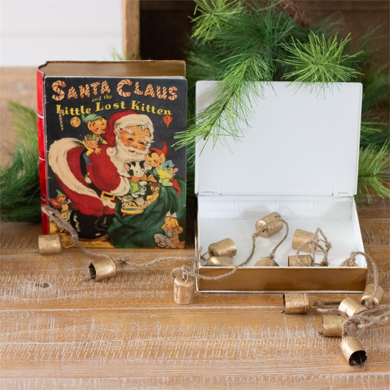 Vintage styled metal book boxes (S/2)