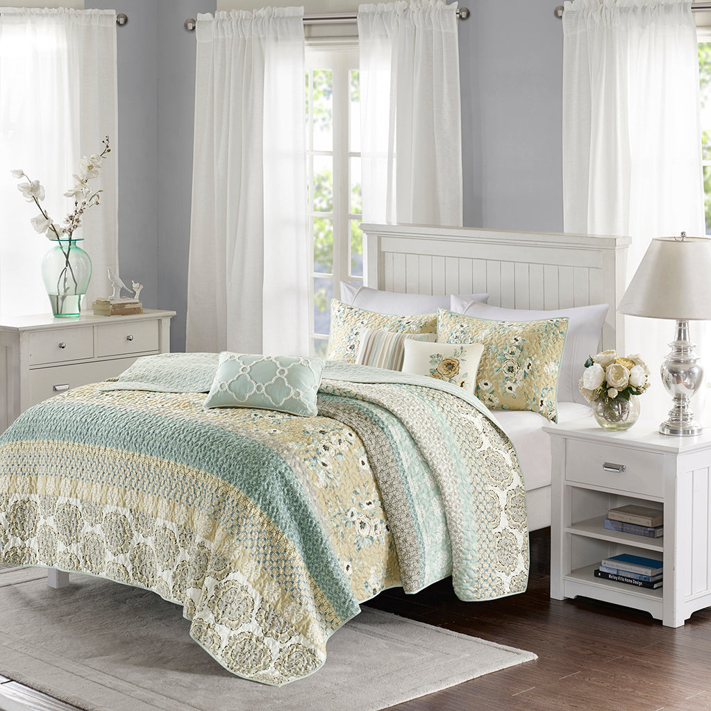 Willa 6 Piece Reversible Daybed Cover Set