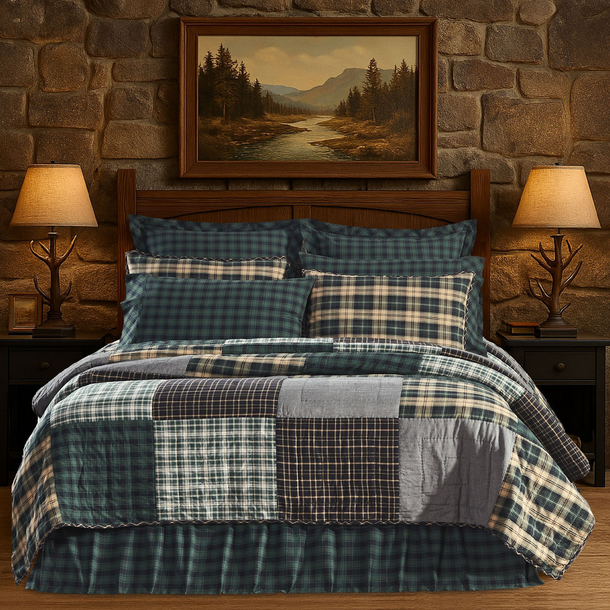 Pine Grove Luxury King Quilt 120Wx105L