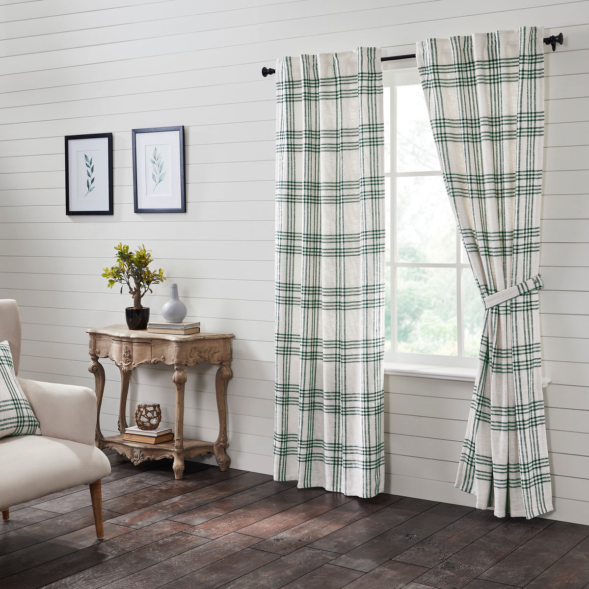 Pine Grove Plaid Panel Set of 2