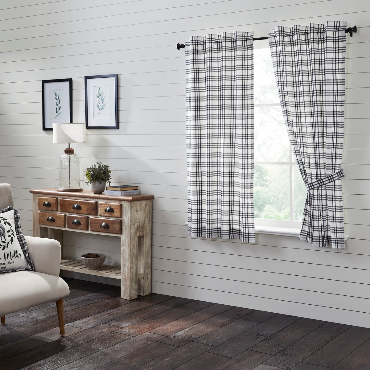 Sawyer Mill Black Plaid Short Panel Set of 2
