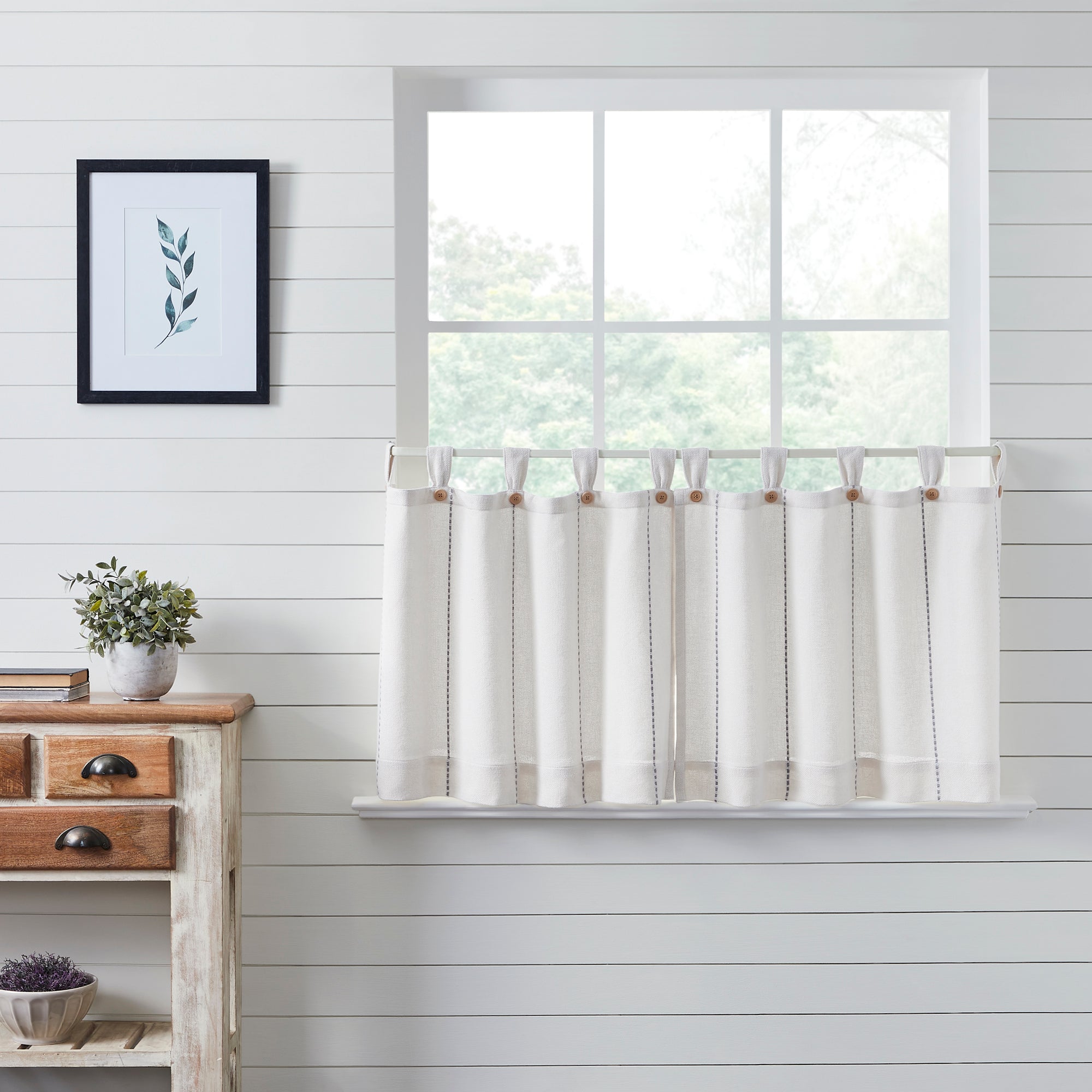 Stitched Burlap White Tier Set of 2 L24xW36