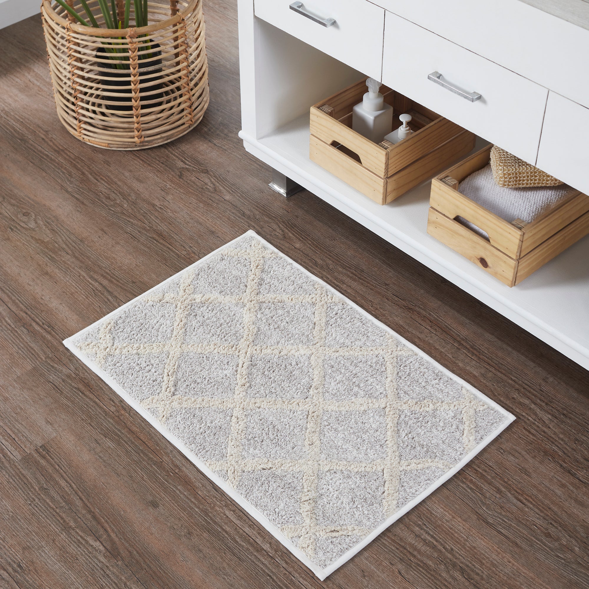 Frayed Lattice Oatmeal Bathmat