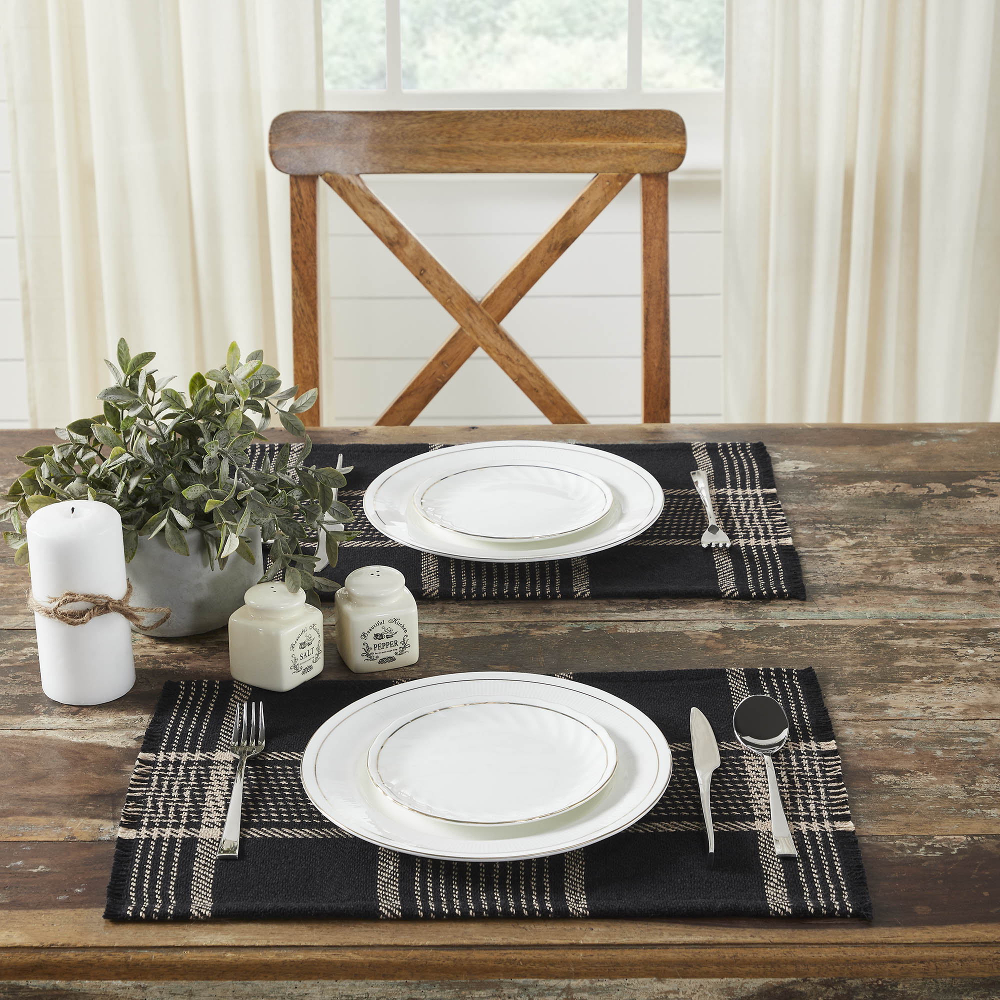 Eston Black Tan Plaid Placemat Set of 2