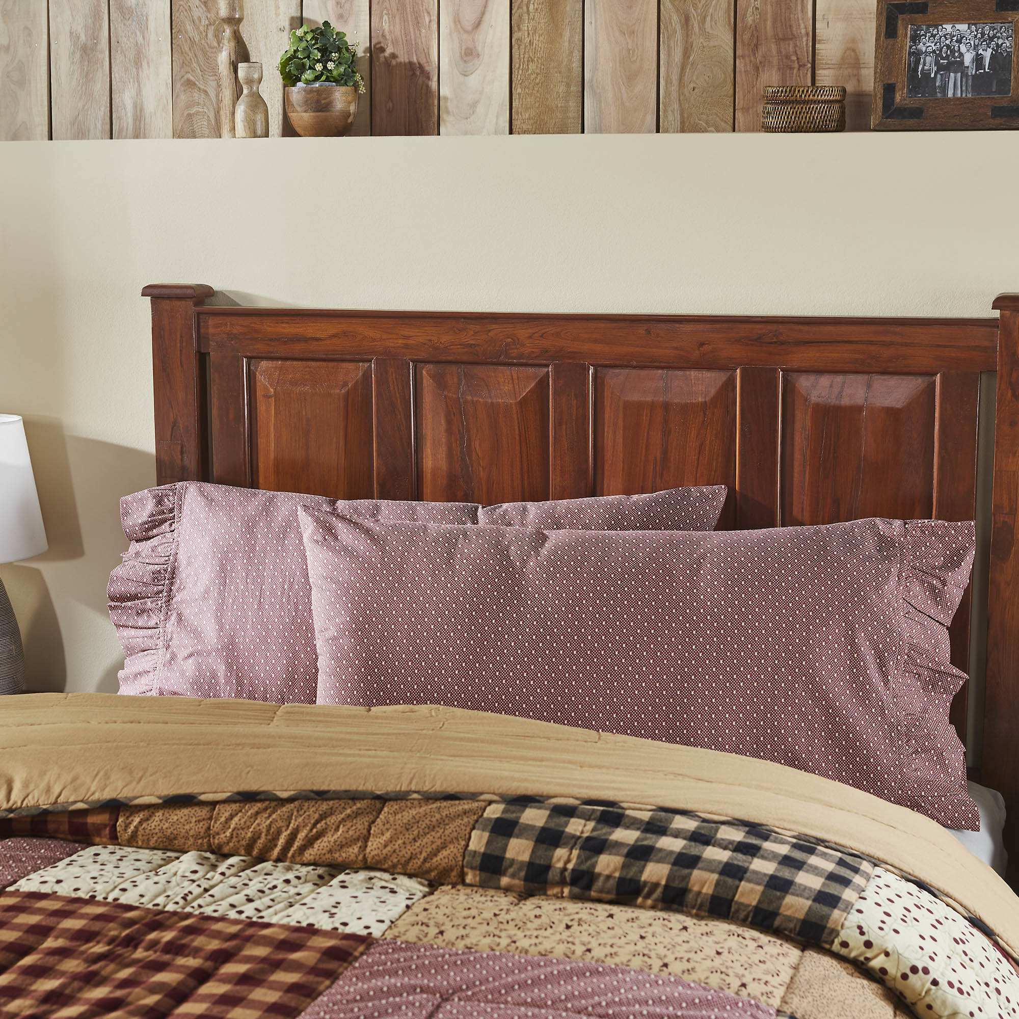 Pip Vinestar Ruffled King Pillow Case Set of 2 +4