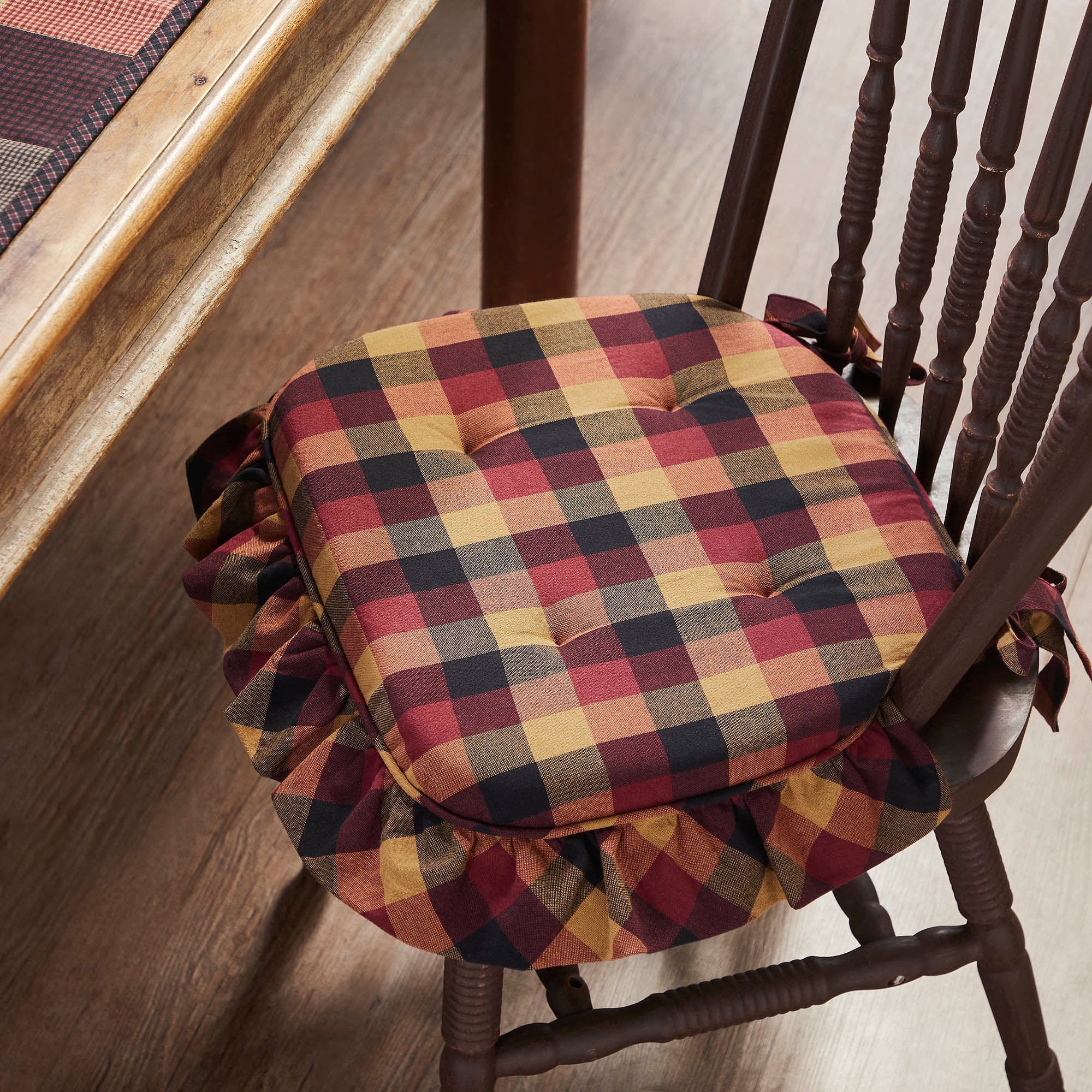 Heritage Farms Burgundy Black Tan Ruffled Country Chair Pad 15.5x17 -