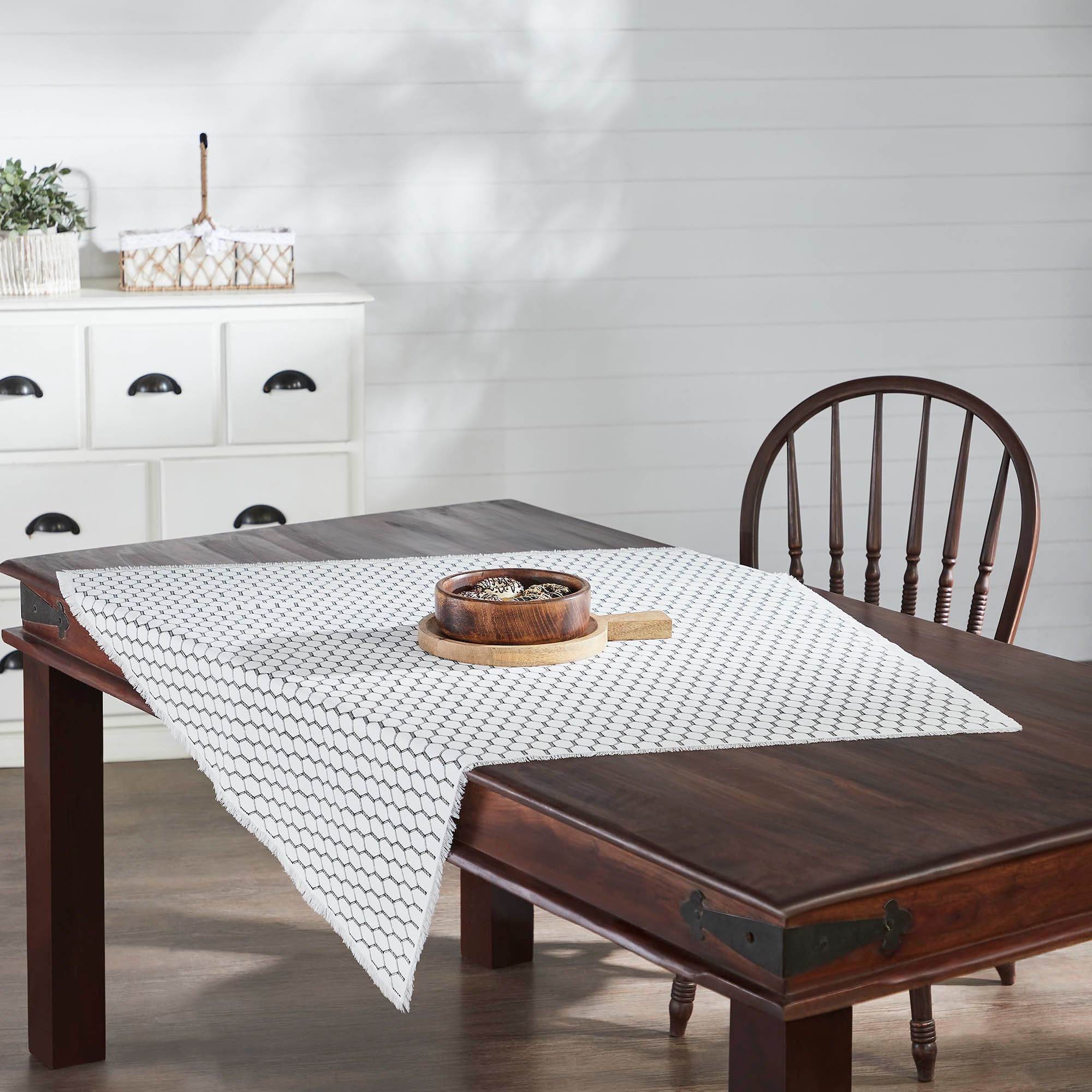 Down Home Table Topper