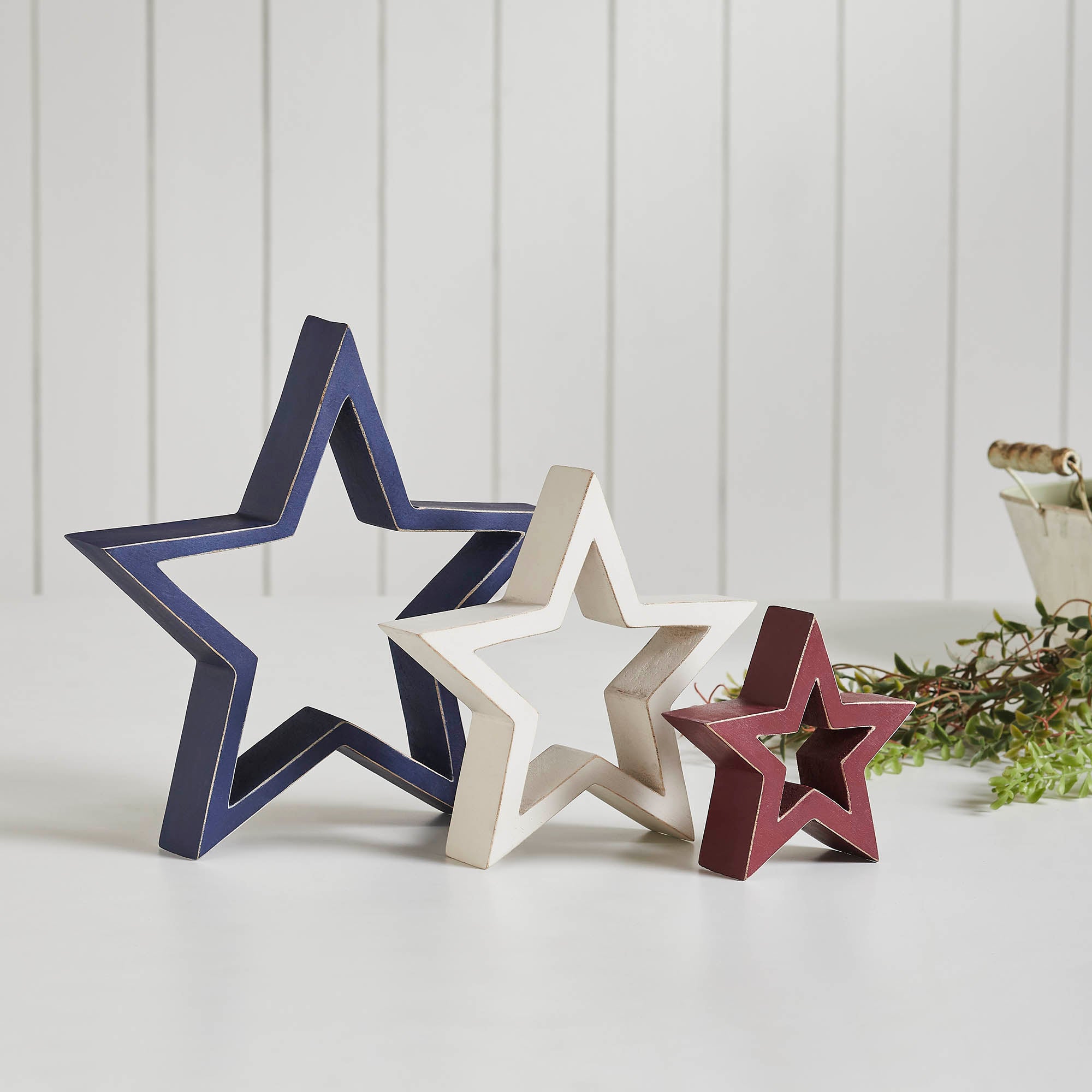 Wooden Nested Stars RWB 3-in-1