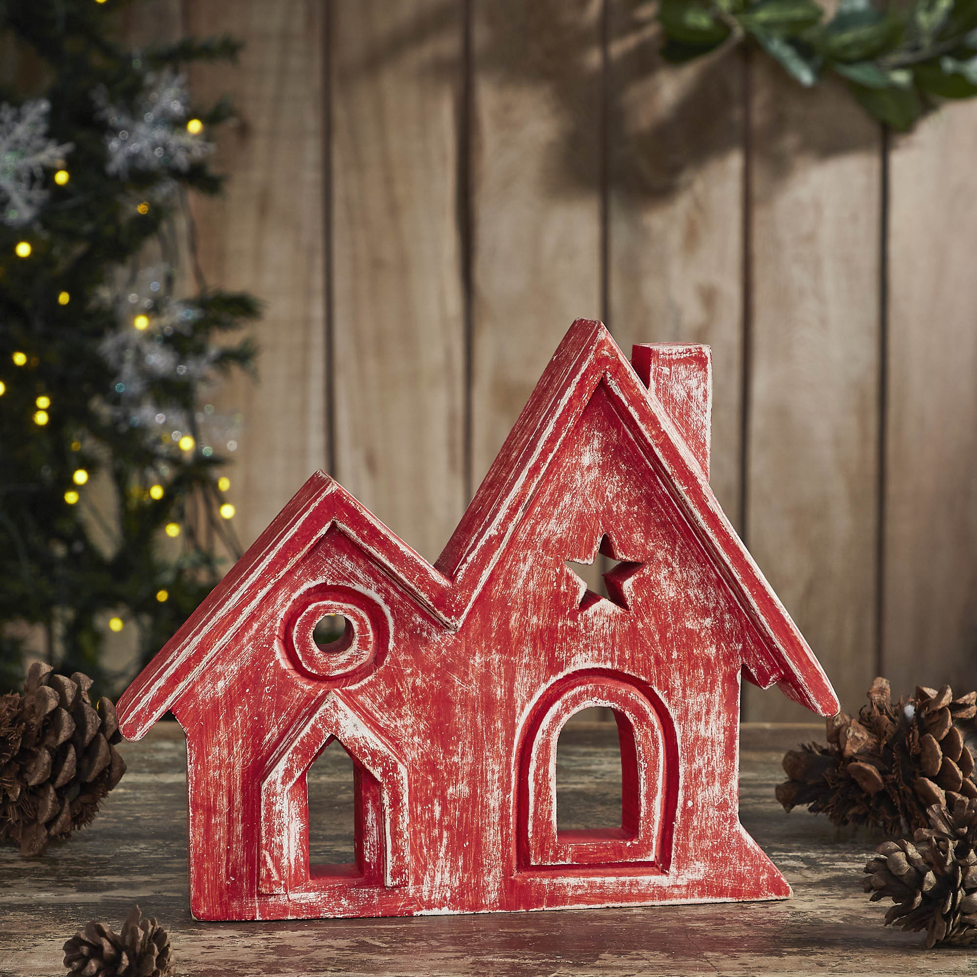 Village Twin House Red w/ Star Wooden Figurine