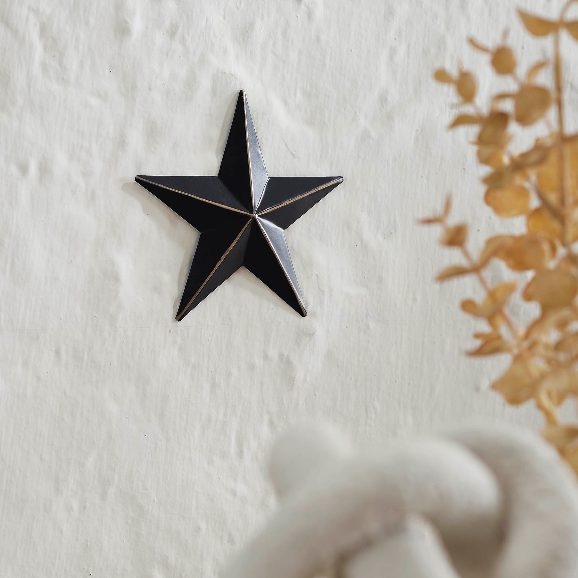 Metal Star Black Distressed 4x4