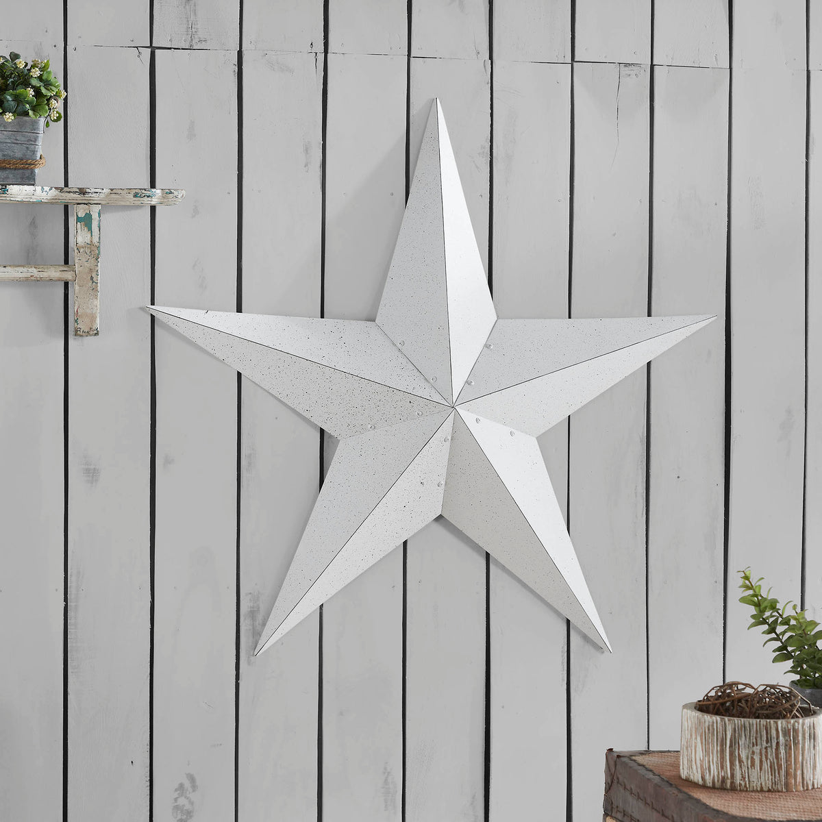 Metal Star Speckled White Distressed 36x36