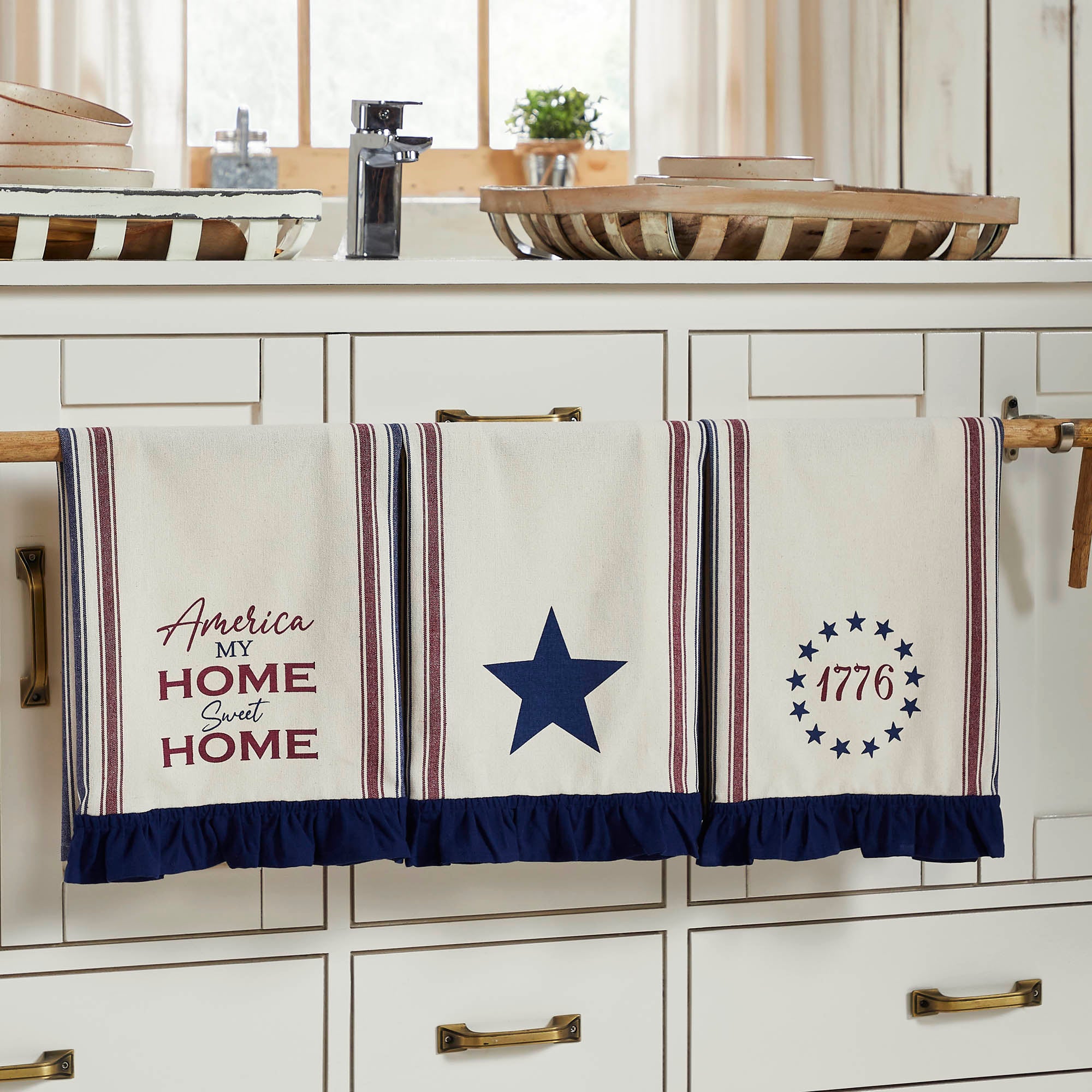 Celebration America My Sweet Home Ruffled Tea Towel Set of 3