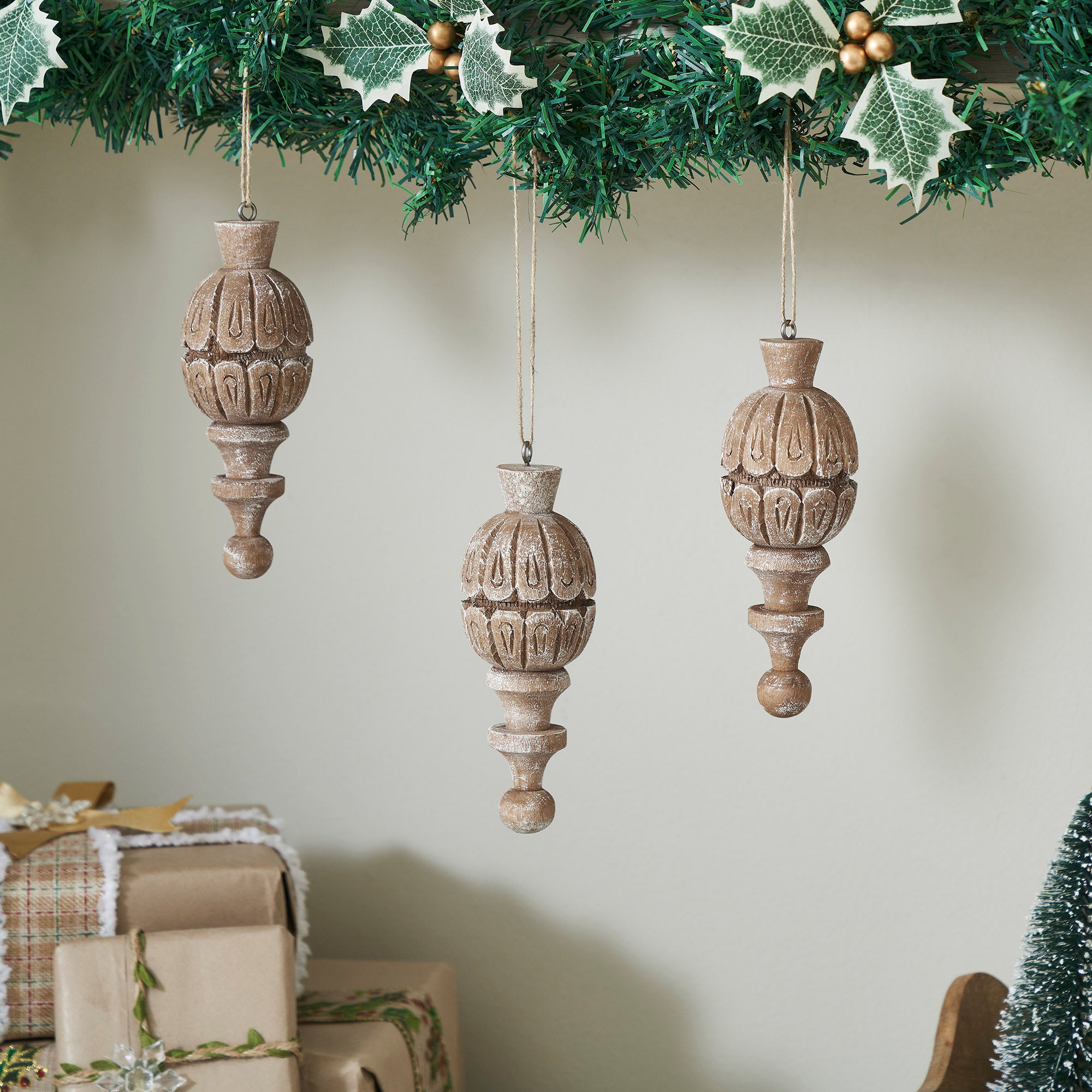 Vintage Finial Ornament Feathered Finish Set of 3