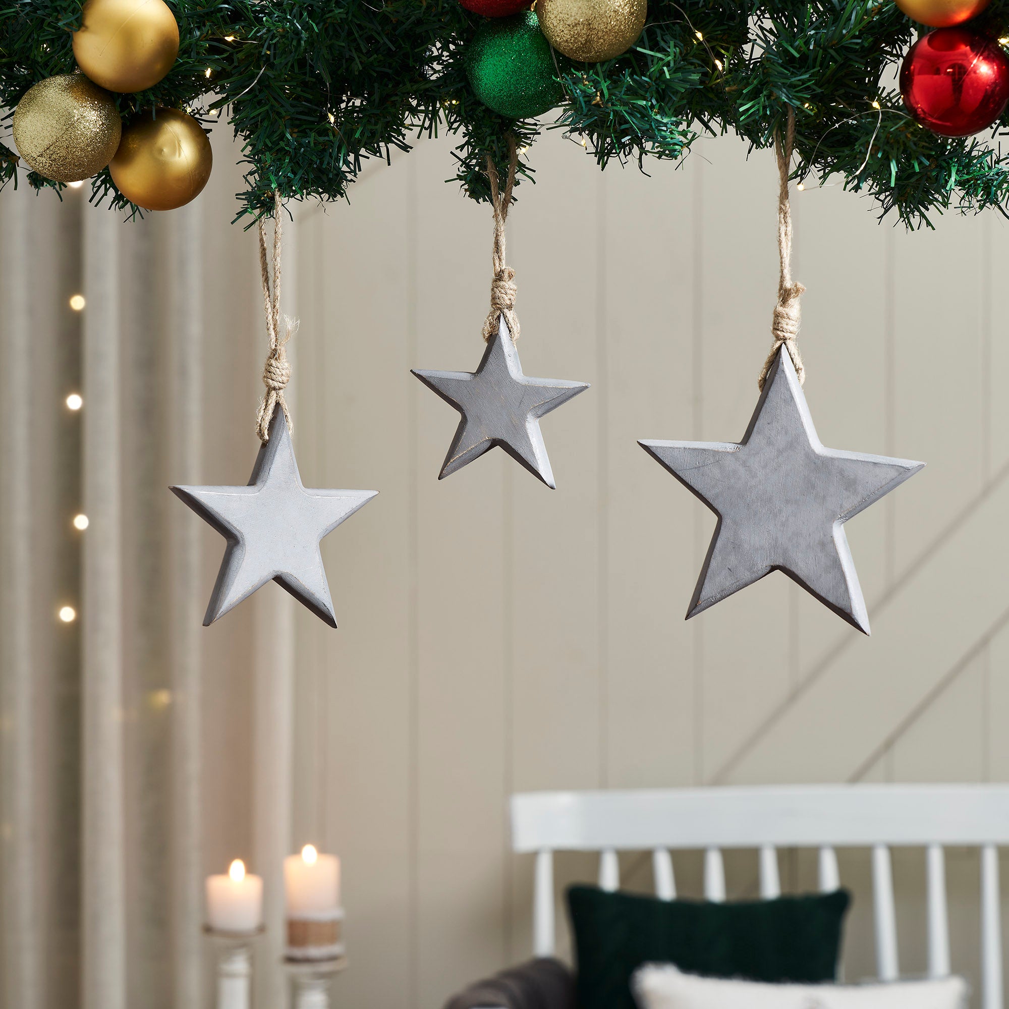 Distressed Grey Wooden Star Ornament Set of 3- 4/5/