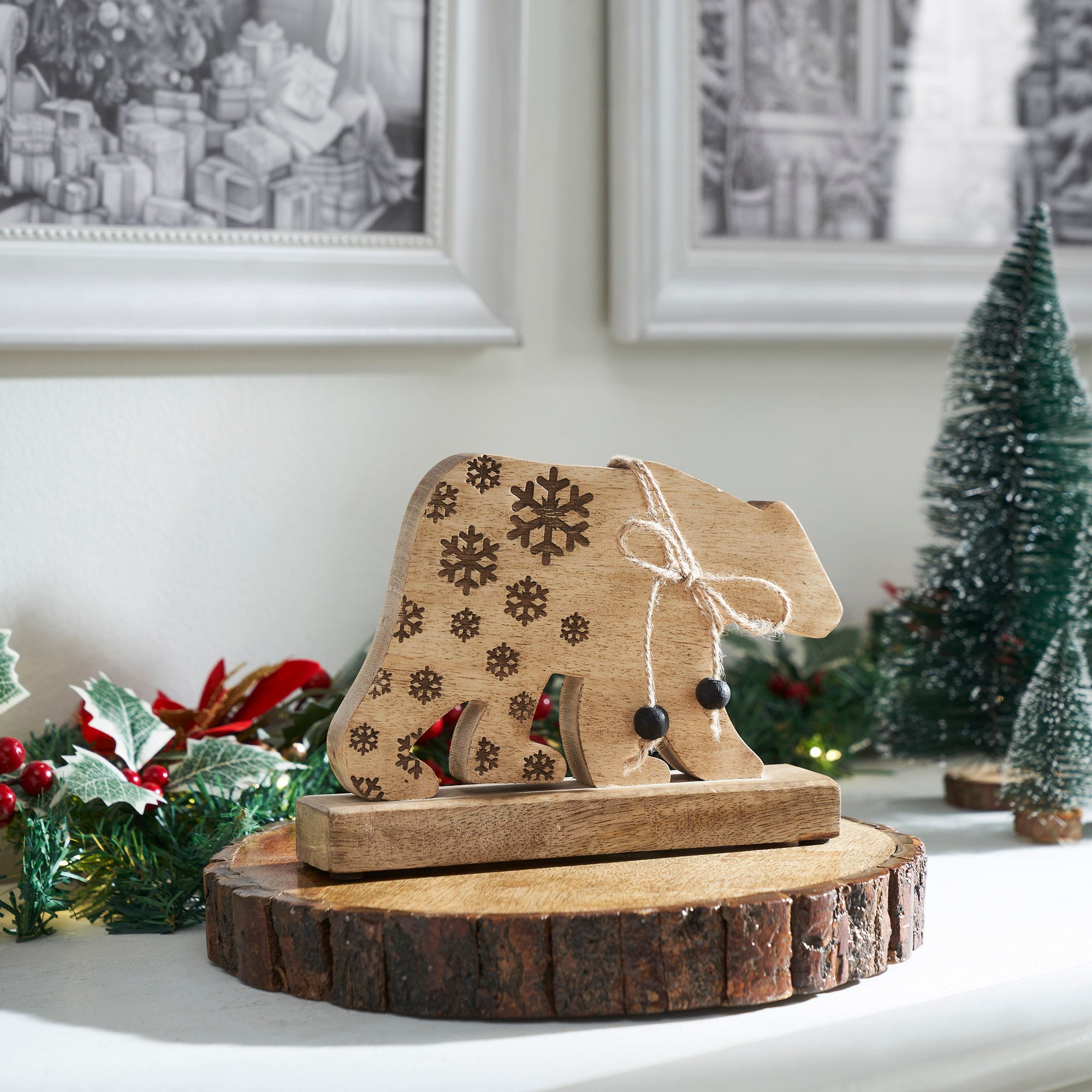 Natural Wooden Snowflake Bear 6x8.5x2