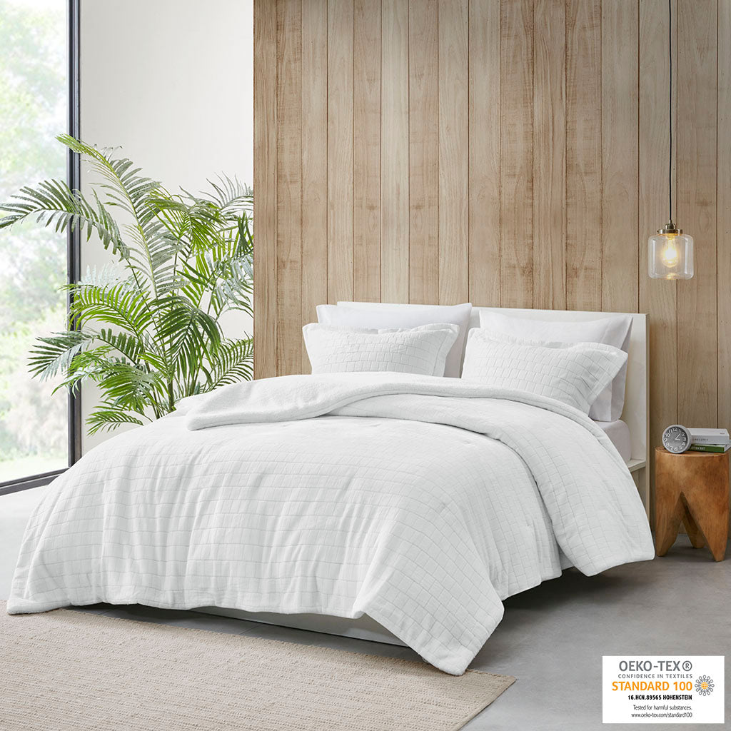 Laurie Plush to Sherpa Comforter Set