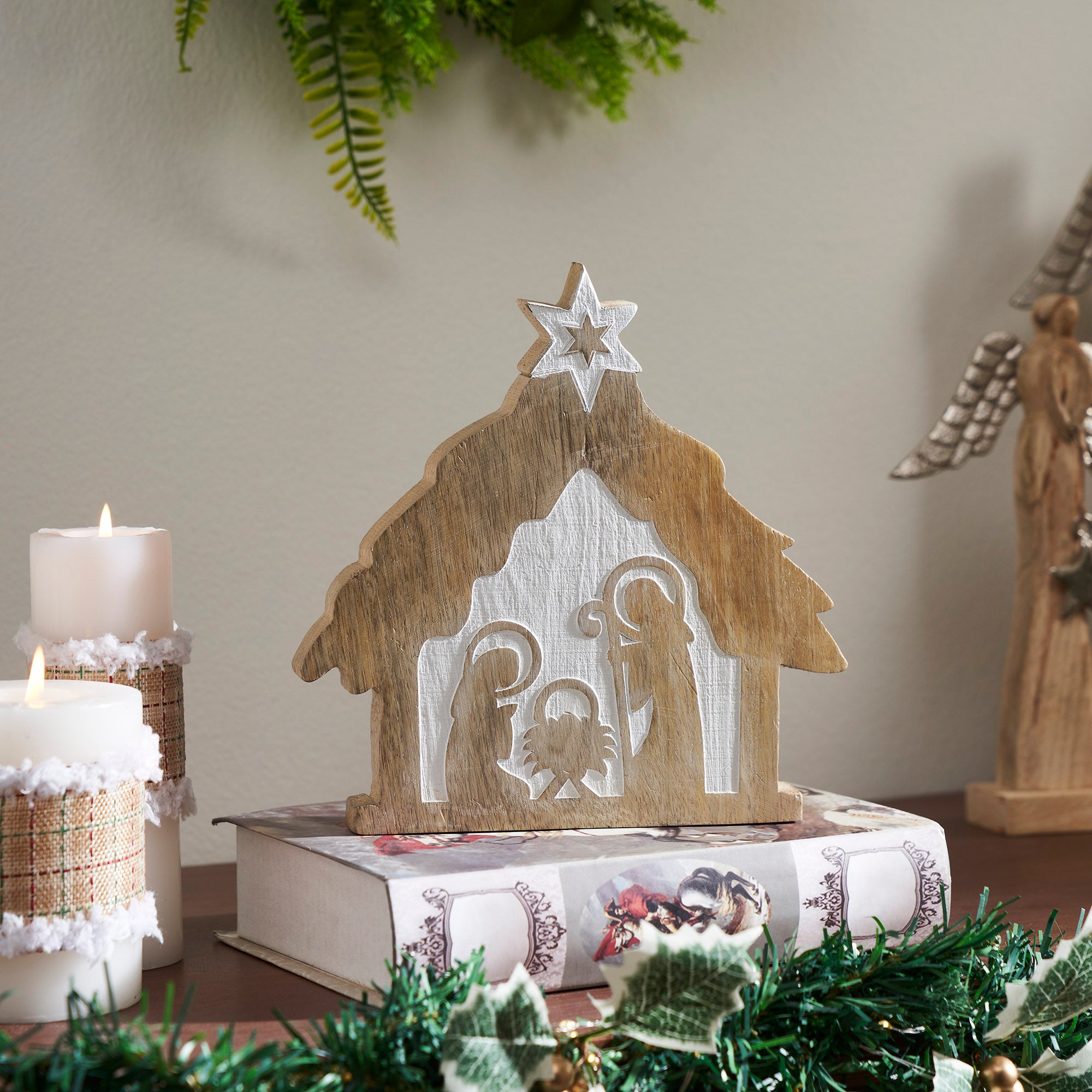 Star of Bethlehem Natural Wooden Nativity Scene