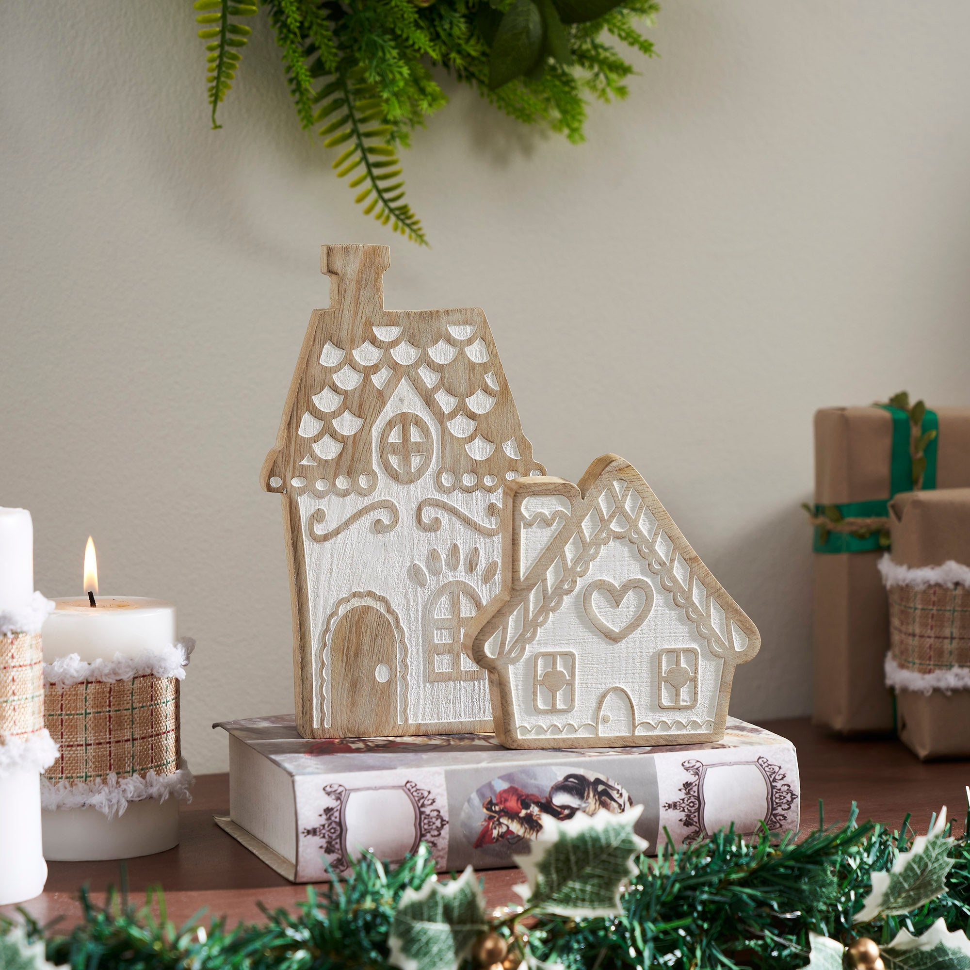 White Washed Gingerbread Drive Natural Wooden Houses Set of 2- /