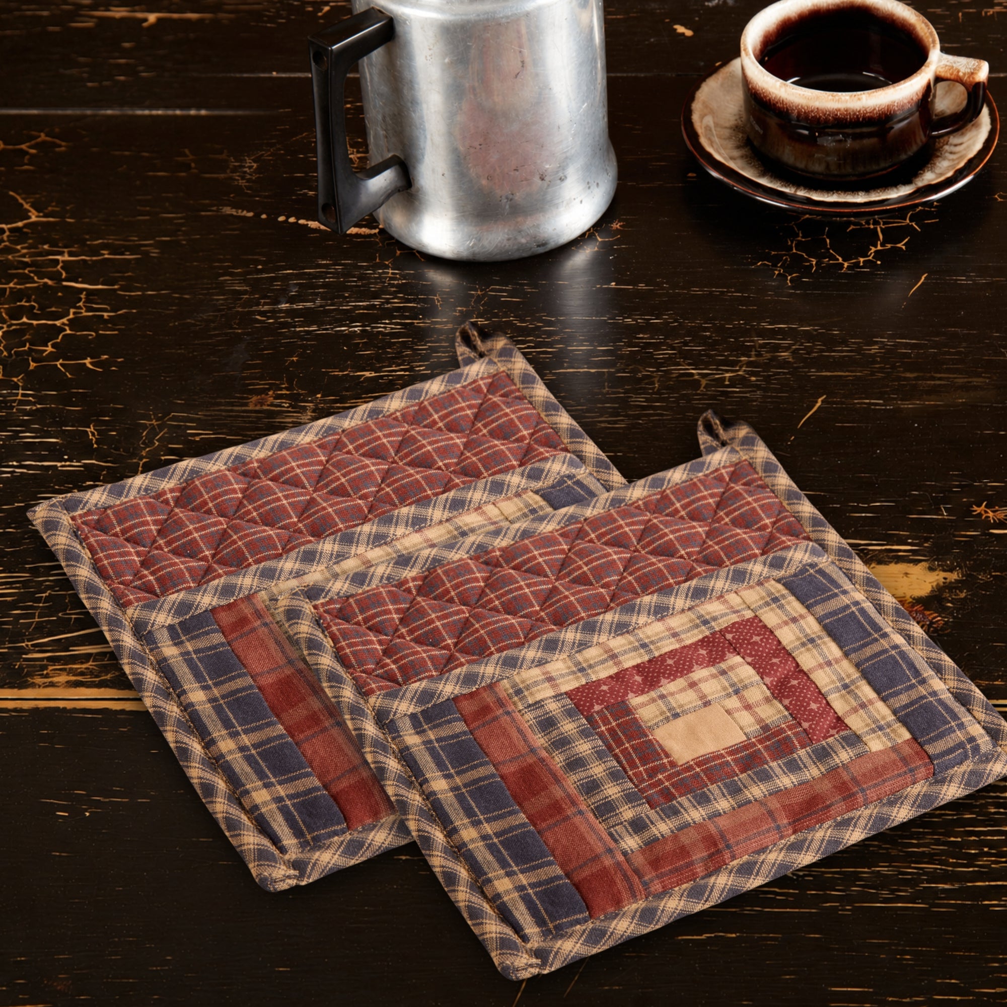 Millsboro Pot Holder Patch with Pocket Set of 2 8x8