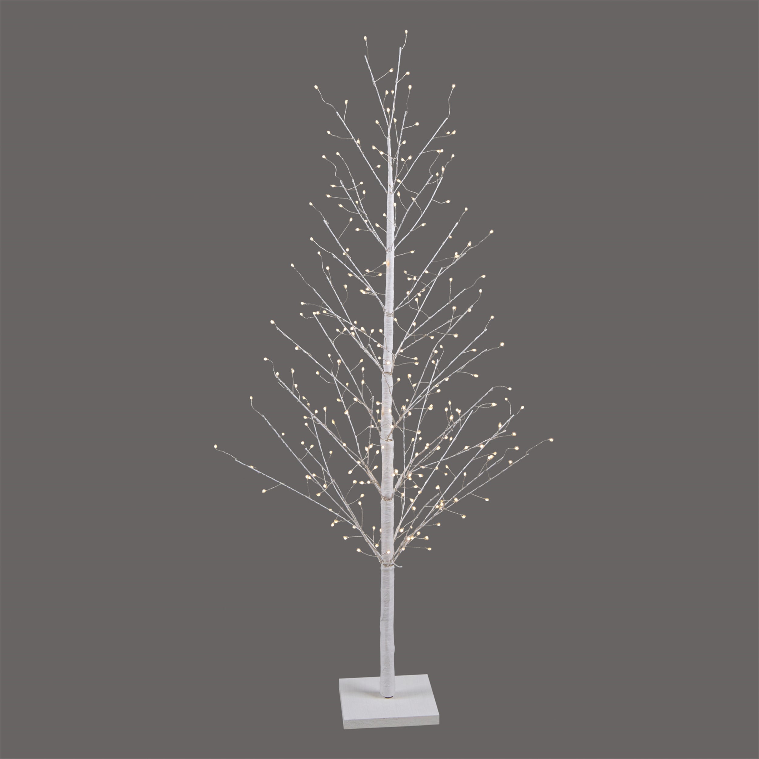 LED Tree w/256 Lights 4'H Paper UL Plug