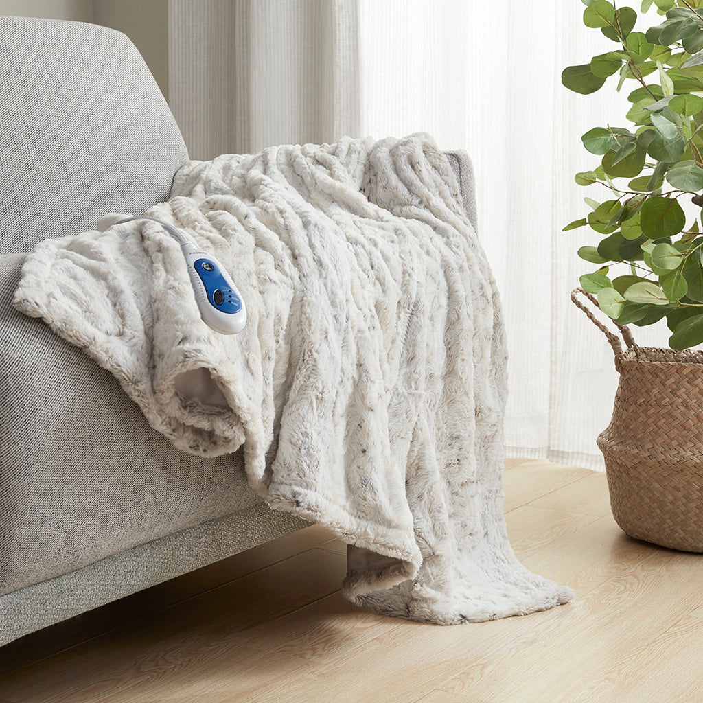 Zuri Oversized Faux Fur Heated Throw