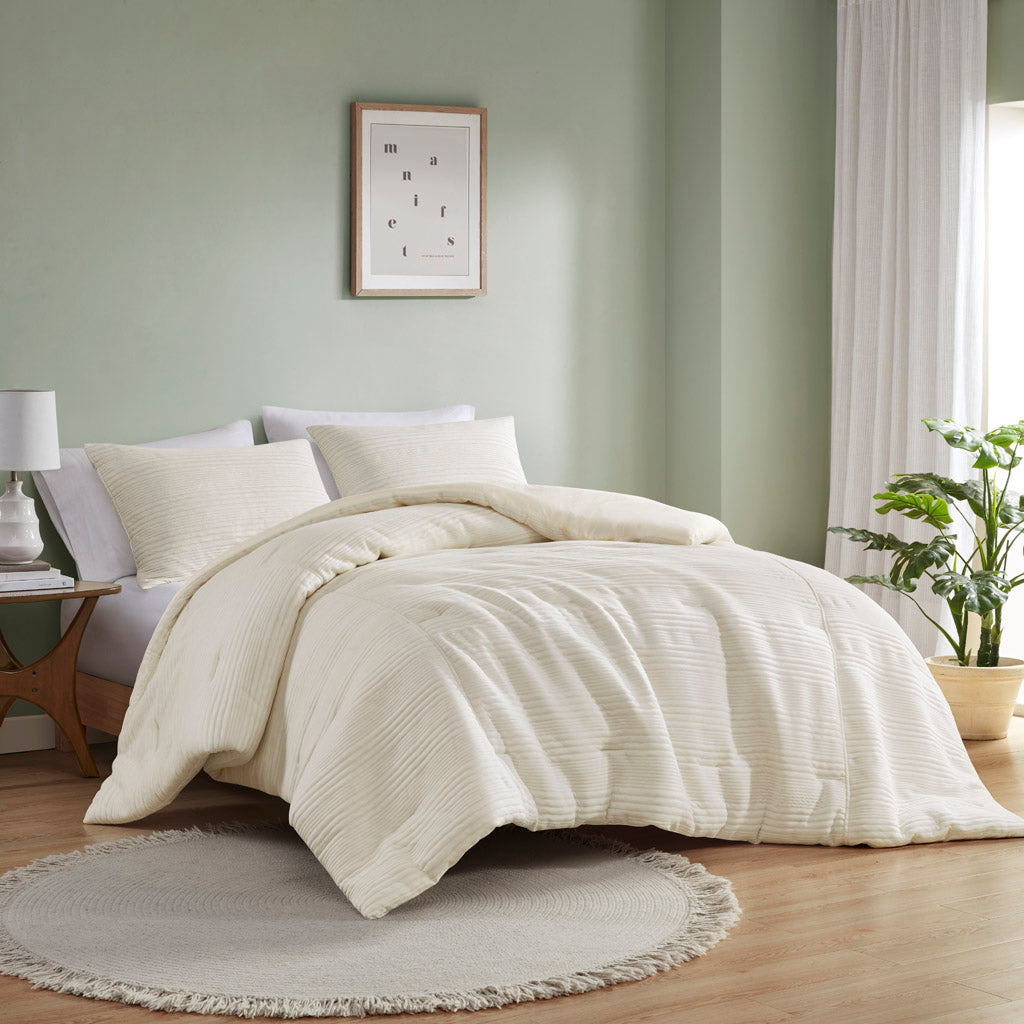 Wyatt Cotton Jacquard Pom Pom Comforter Set
