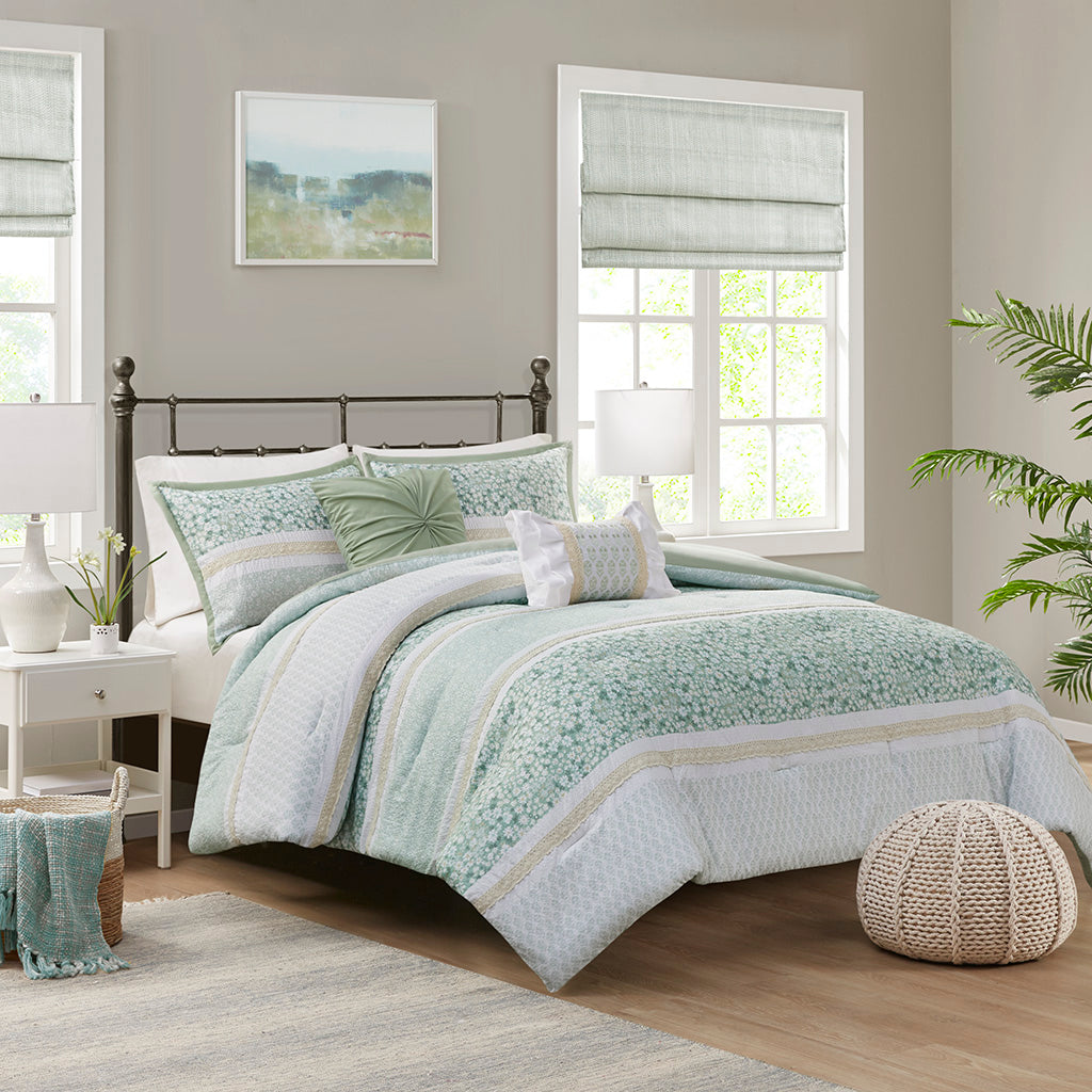 Caralie 5 Piece Seersucker Comforter Set with Throw Pillows