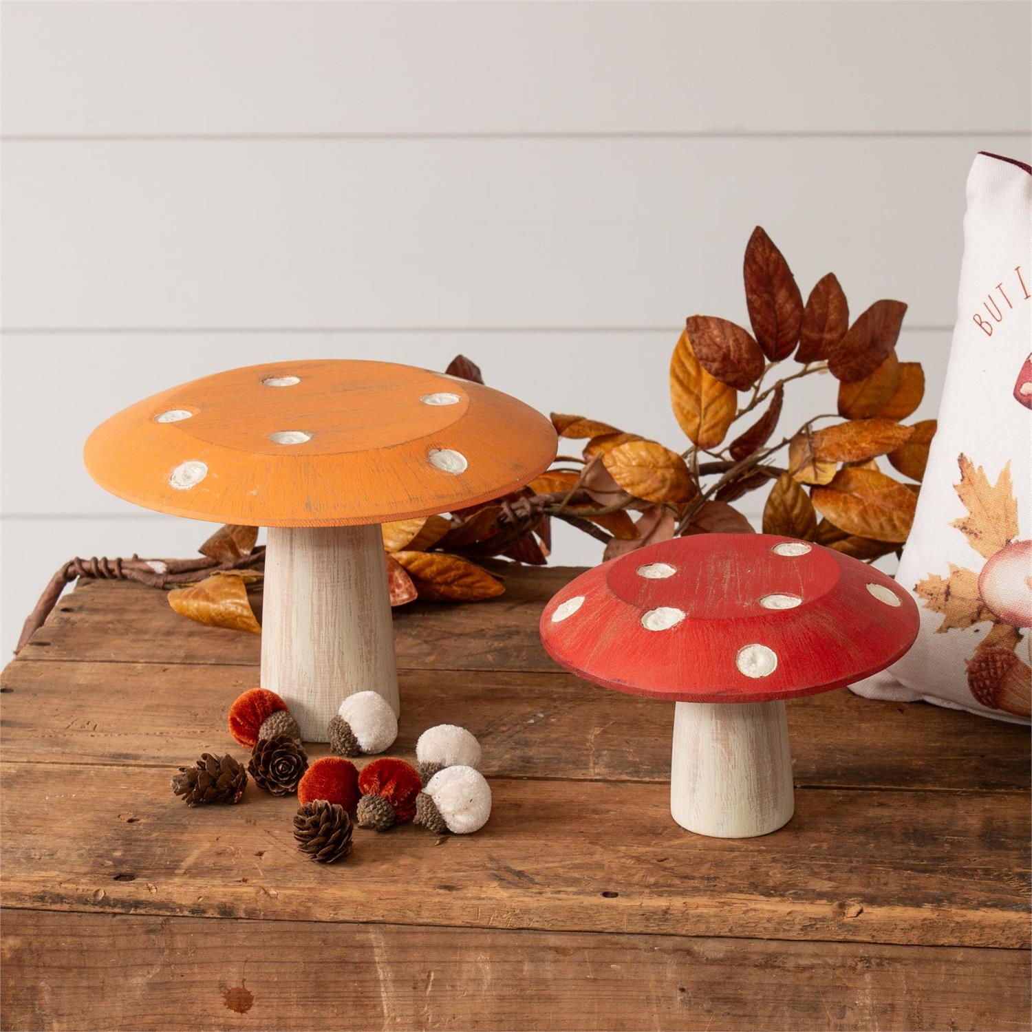 Flat Top Dotted Mushroom Stands (S/2)