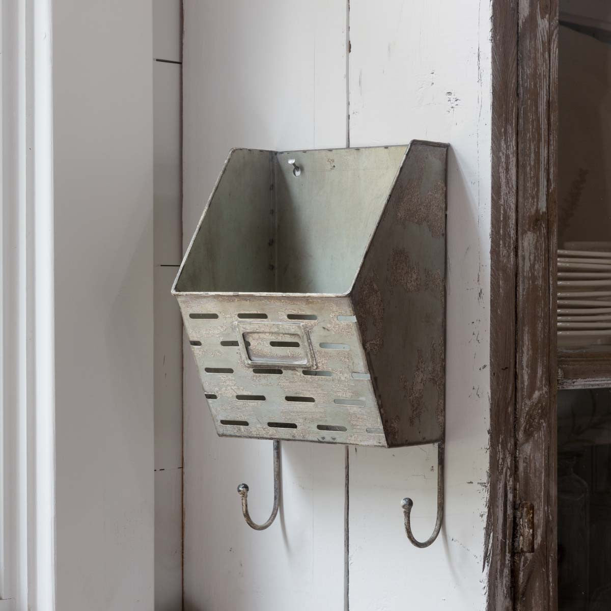 Olive Inspired Wall Organizer