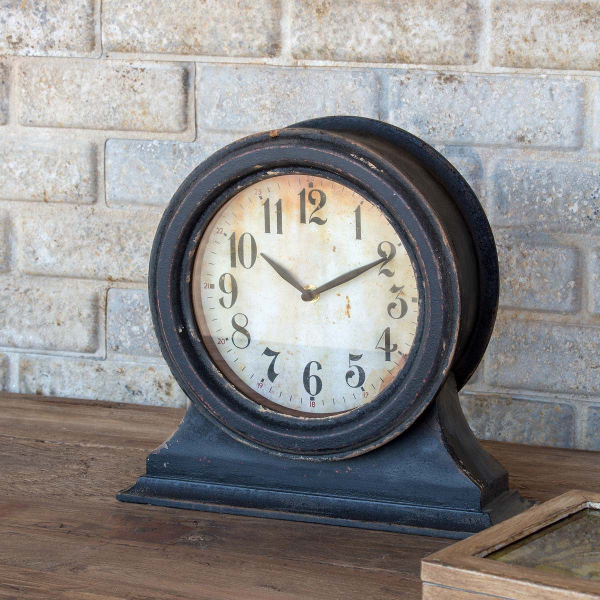 Small Mantle Clock