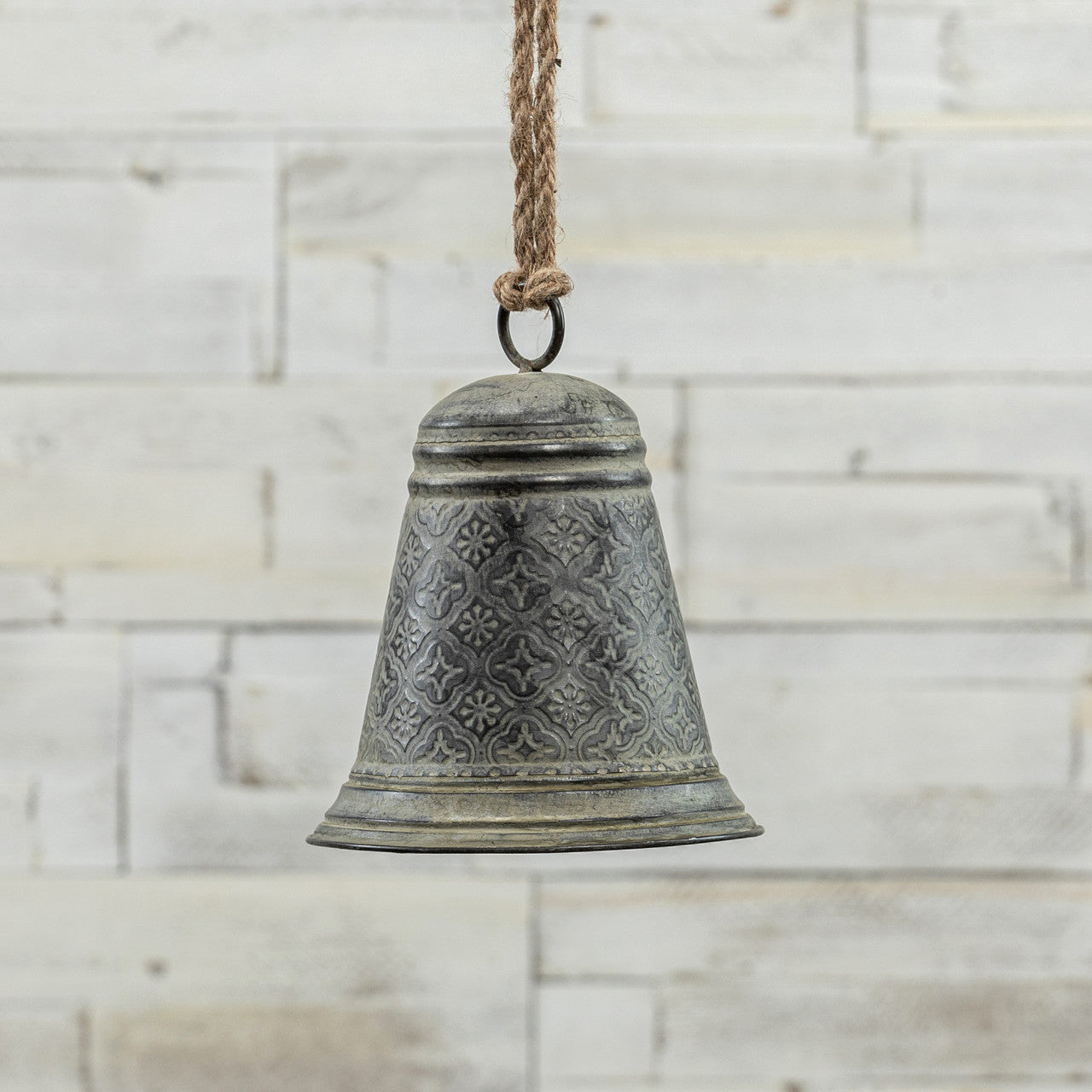 9" Holiday Filigree Bell