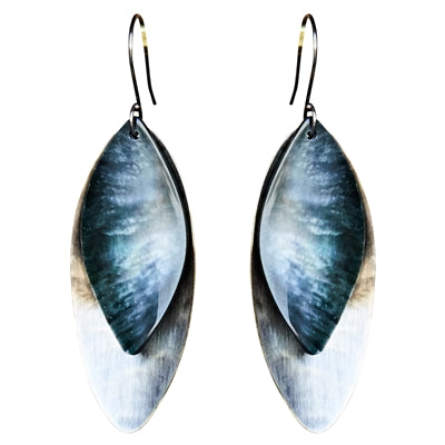 Dona Earring, Mother of Pearl - Dark