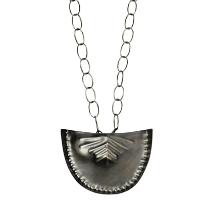 Obara Necklace, Fan