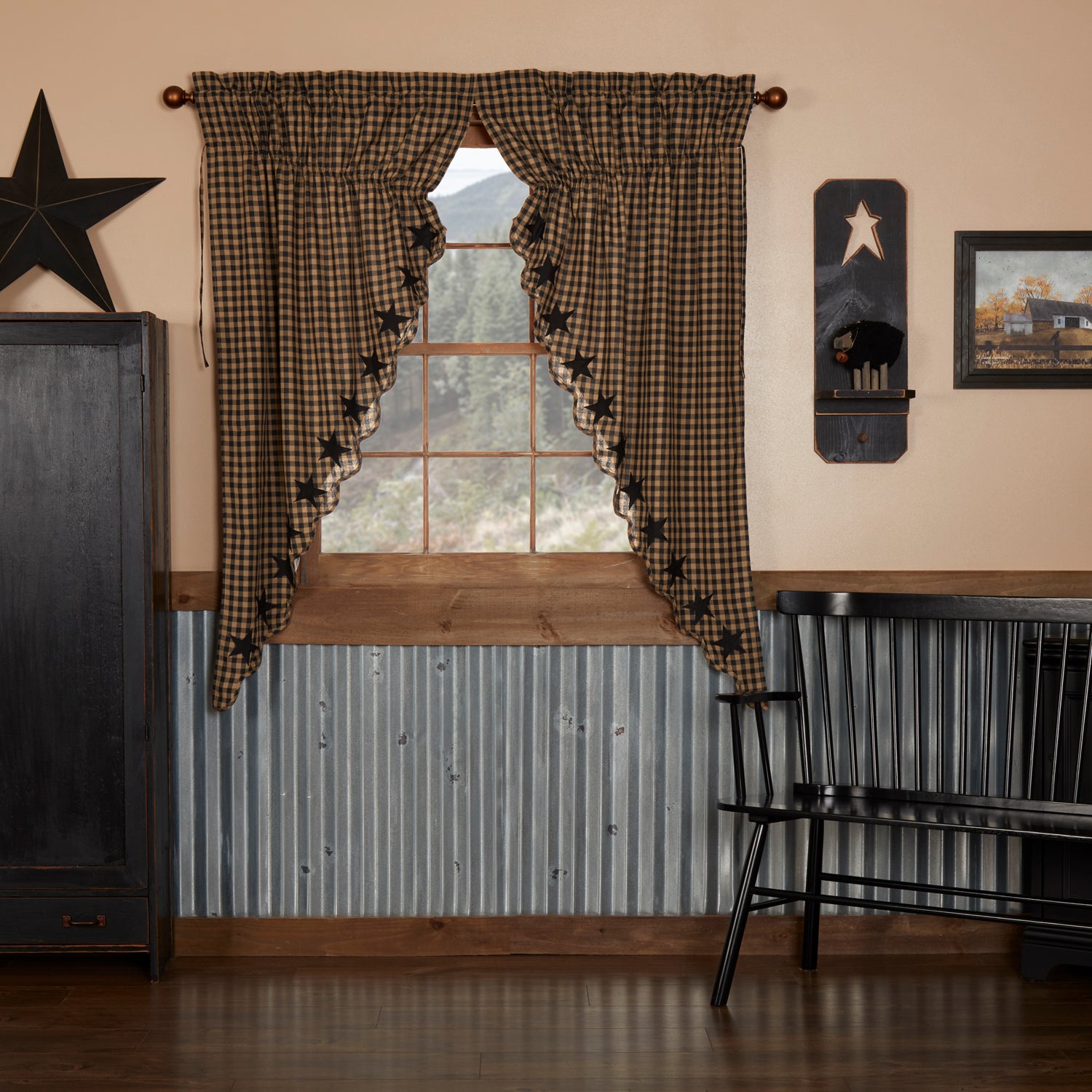 Black Star Scalloped Prairie Short Panel Set of 2