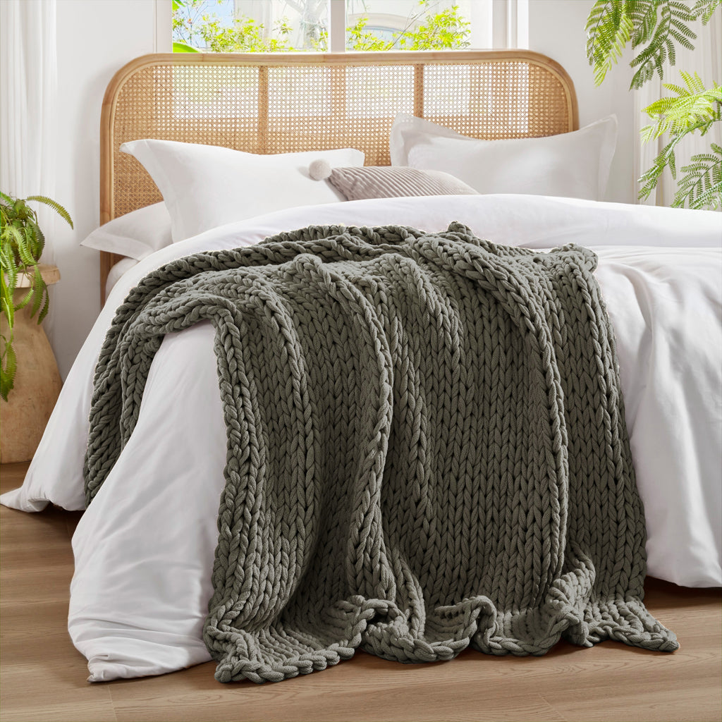 Chunky Double Knit Hand Made Chunky Double Knit Throw Blanket