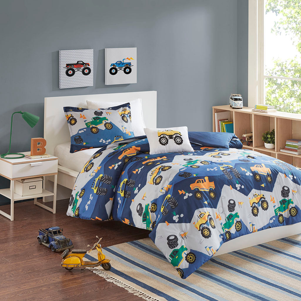 Nash Glow In The Dark Plush Comforter Set